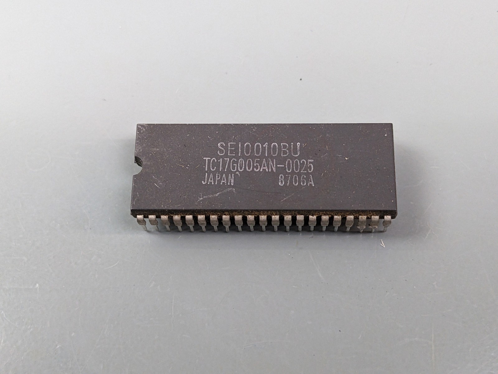 Seibu SEI0010BU TC17G005AN-0025 42-Pin DIP Gate Array IC, SOLDER PULL