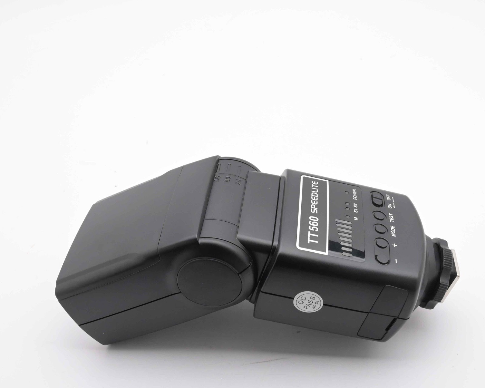 Neewer TT560 Speedlite Universal Flash with Case (#20464)