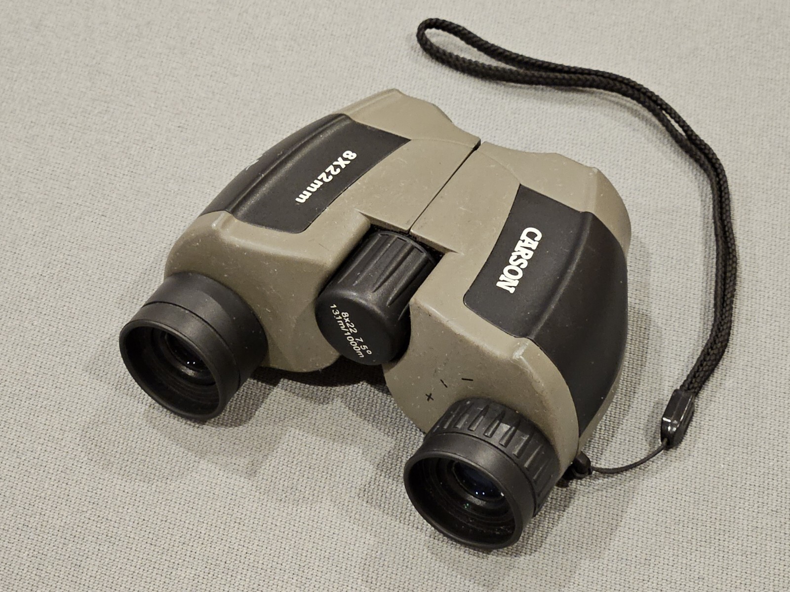 CARSON COMPACT BINOCULARS JD-822 8 x 22 mm MAGNIFICATION - EXCELLENT CONDITION