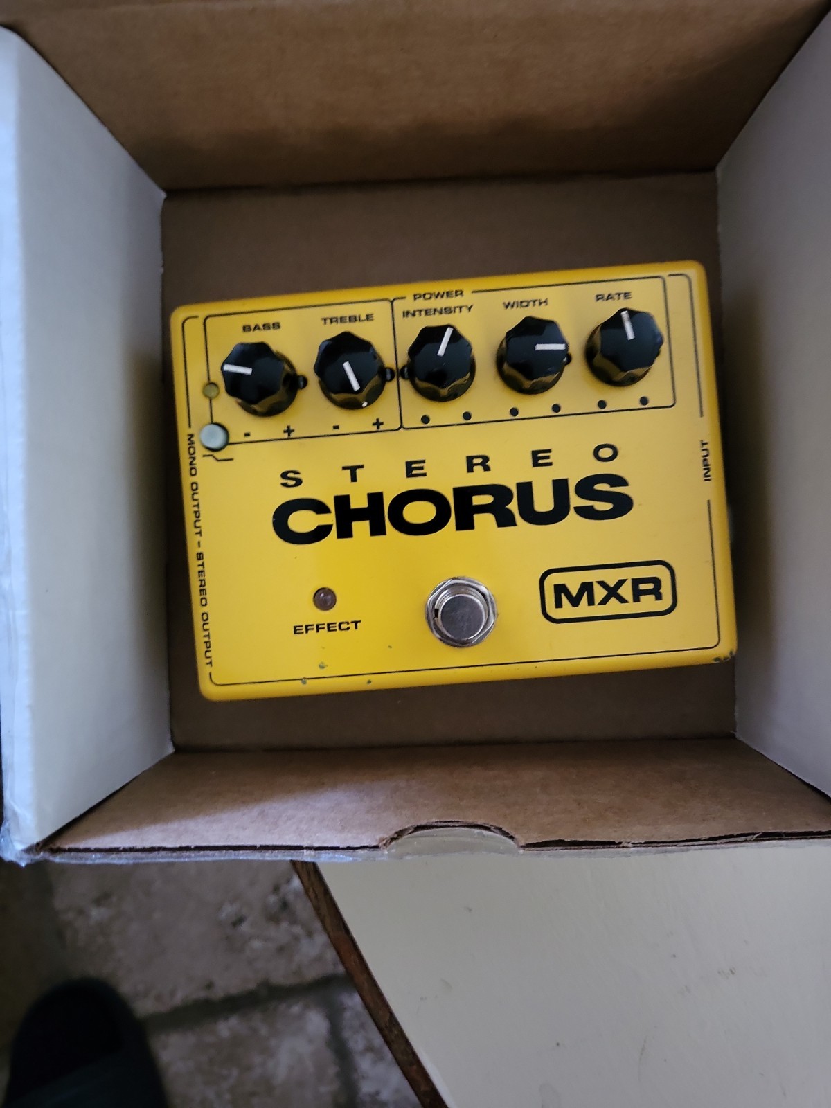 MXR M-134 Stereo Analog Chorus