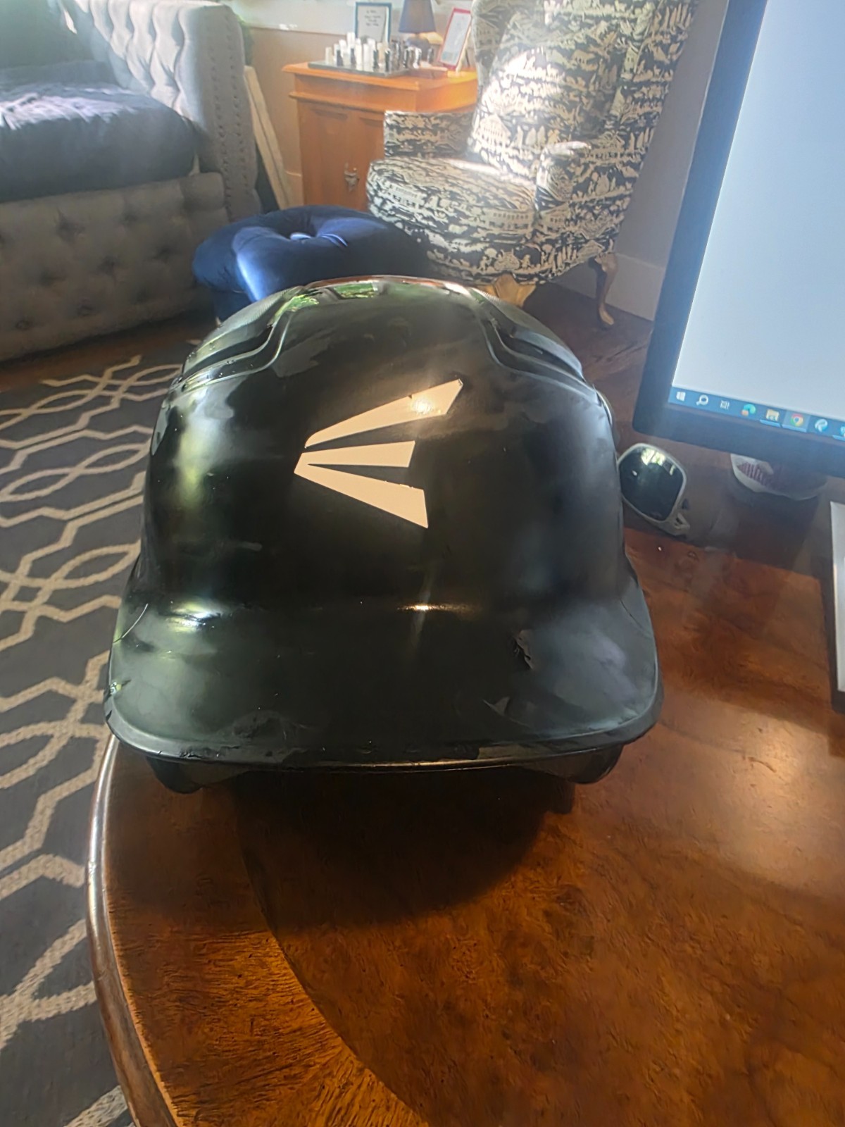 Easton CYCLONE Baseball Helmet MATTE BLACK Youth Medium Large 6 5/8" - 7 1/4”