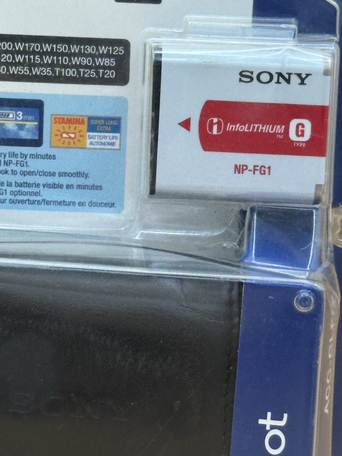 Sony ACC-CLFG Accessory Kit with NP-FG1 Type G Battery Pack and Case. Sealed