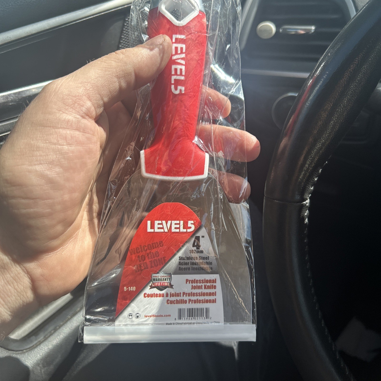 4" Drywall Joint Knife with Soft Grip Handle - Stainless Steel | LEVEL5 | 5-140