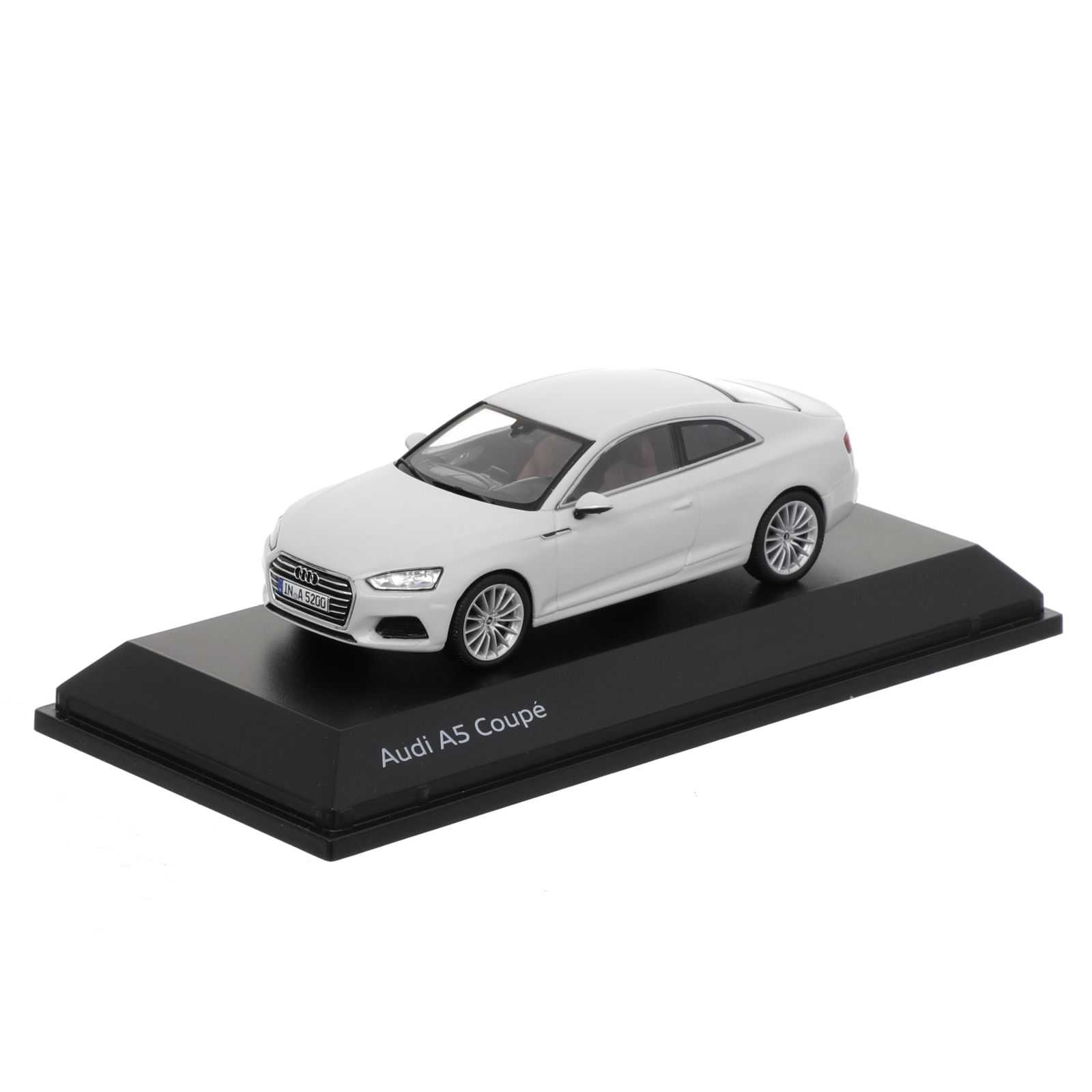 White Audi A5 Coupe 1.43 Car Model