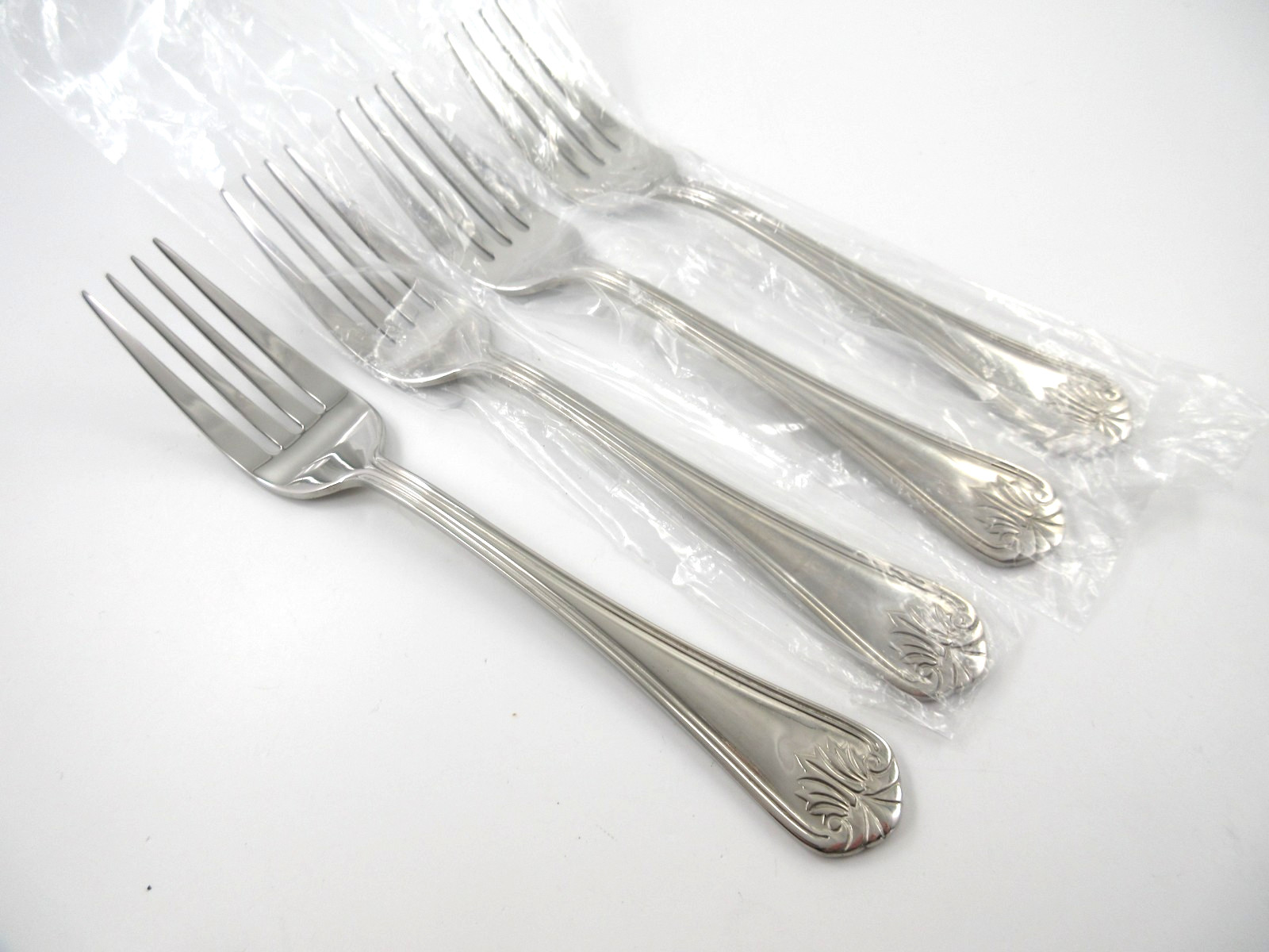 Reed & Barton GREENBRIER 4 Salad Forks Glossy 18/10 Stainless Steel Flatware