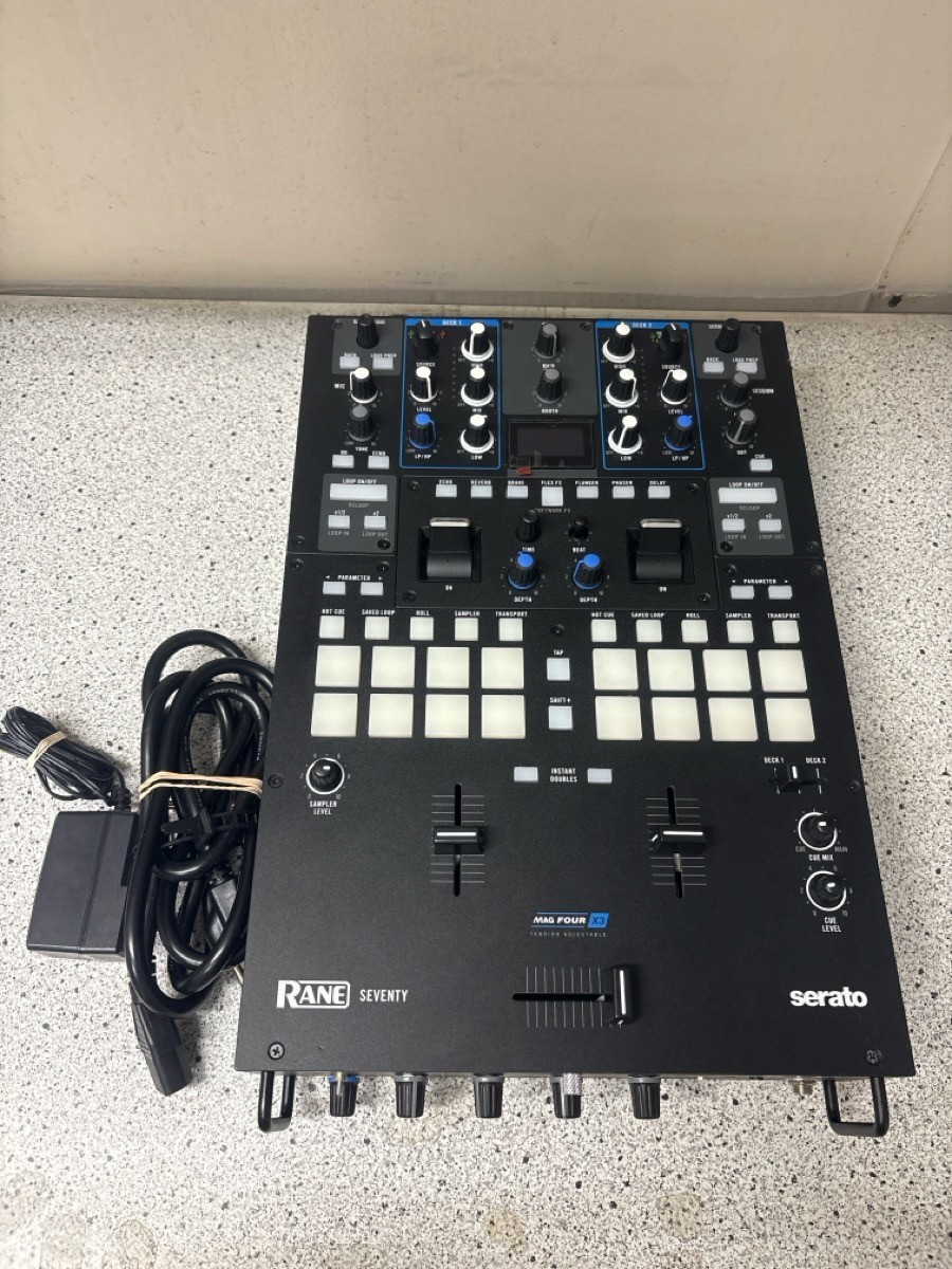 RANE SEVENTY 2-CHANNEL SERATO BATTLE MIXER (E14002486)