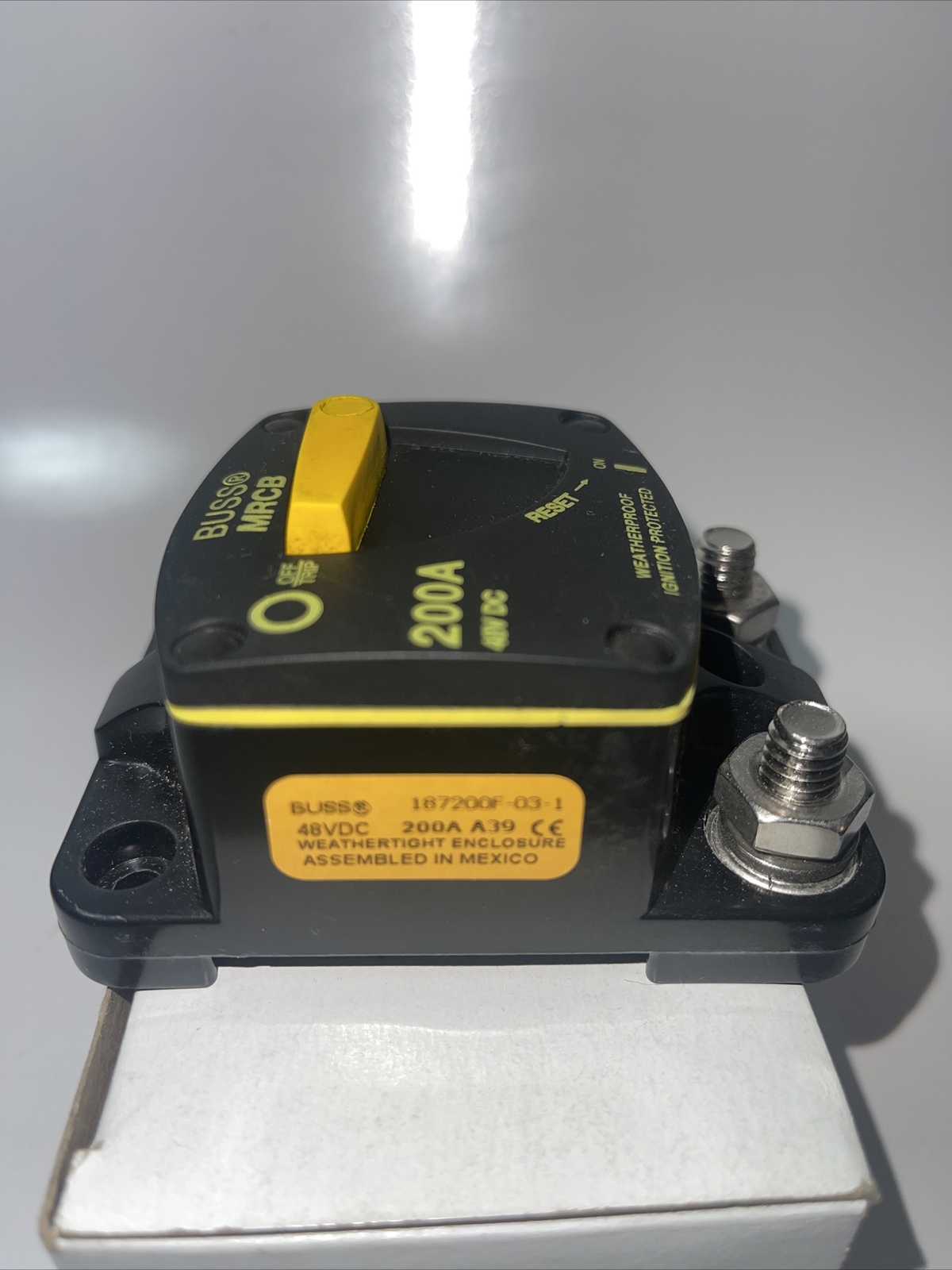 CB187F TYPE III MARINE RATED SURFACE MNT / 782-1658