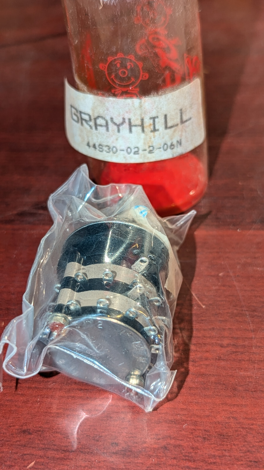 (1) Grayhill Rotary Switch 44S30-02-2-06N 2 deck 2 pole/deck 6 positions/pole