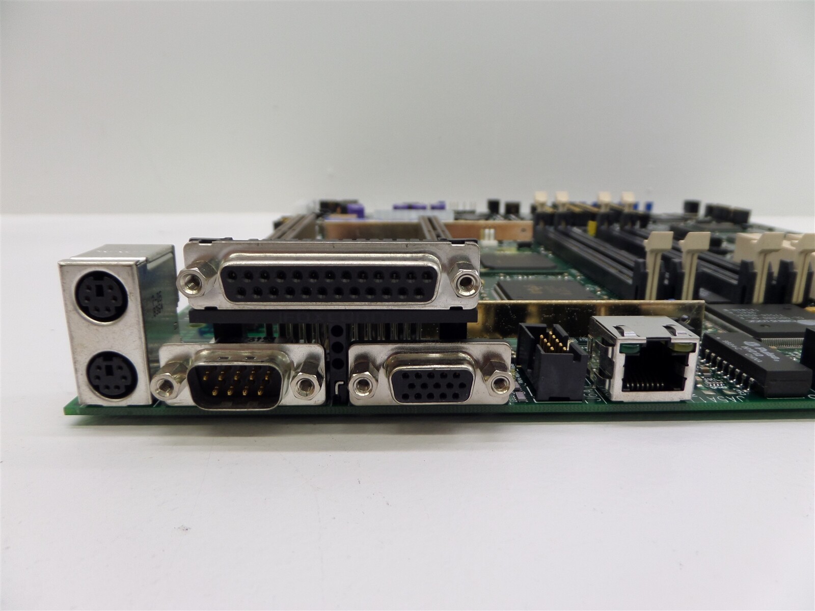 Intel 681234-509 Server Motherboard 686238-005