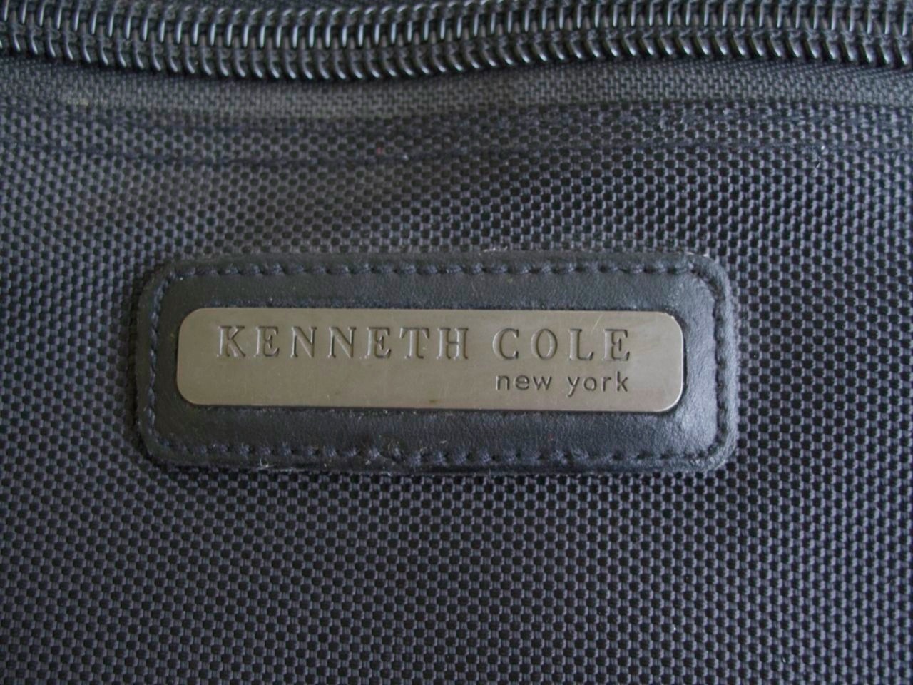 KENNETH COLE BLACK LAPTOP NYLON SATCHEL BRIEFCASE FOR COMPUTER IPAD
