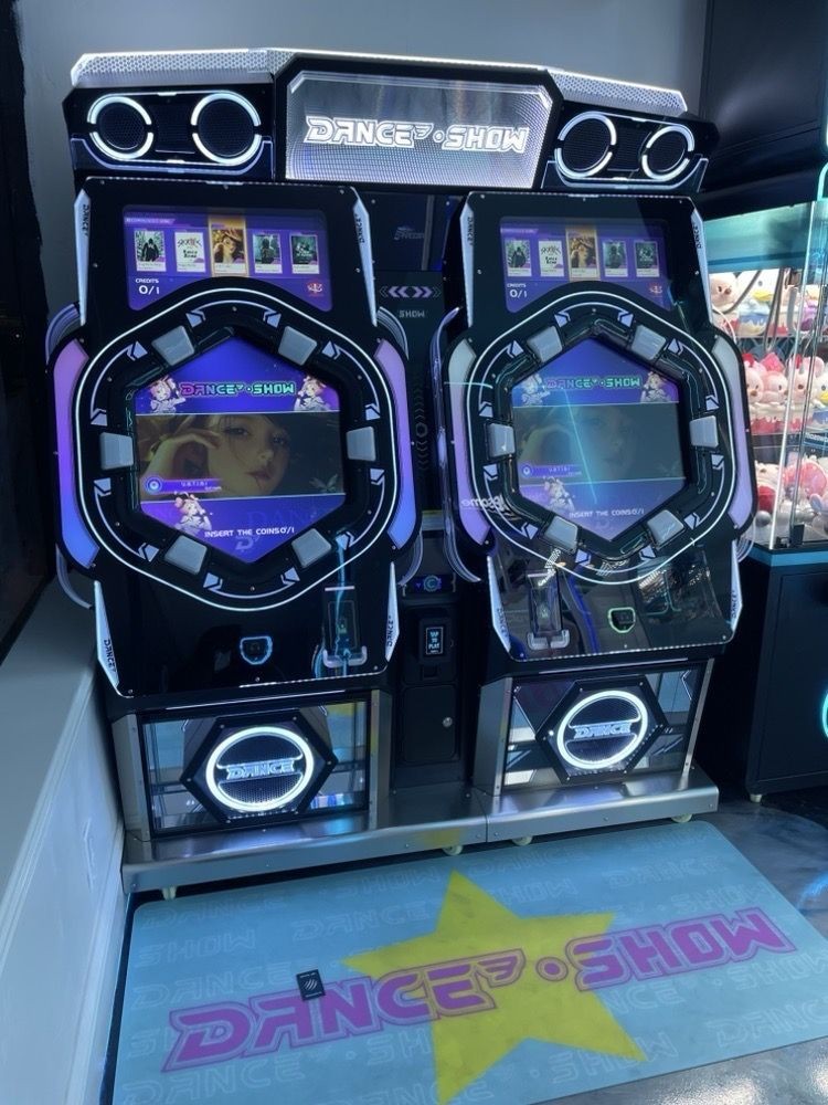 Arccer Dance Show - Similar to Maimai DX Rhythm Game - Excellent Condition