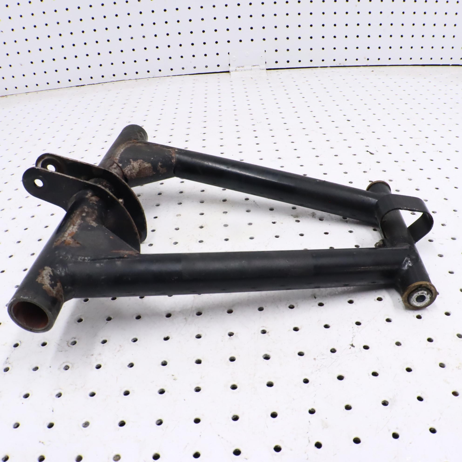 2015 ARCTIC CAT M8000 REAR TORQUE ARM IDLER ARM 2704-420