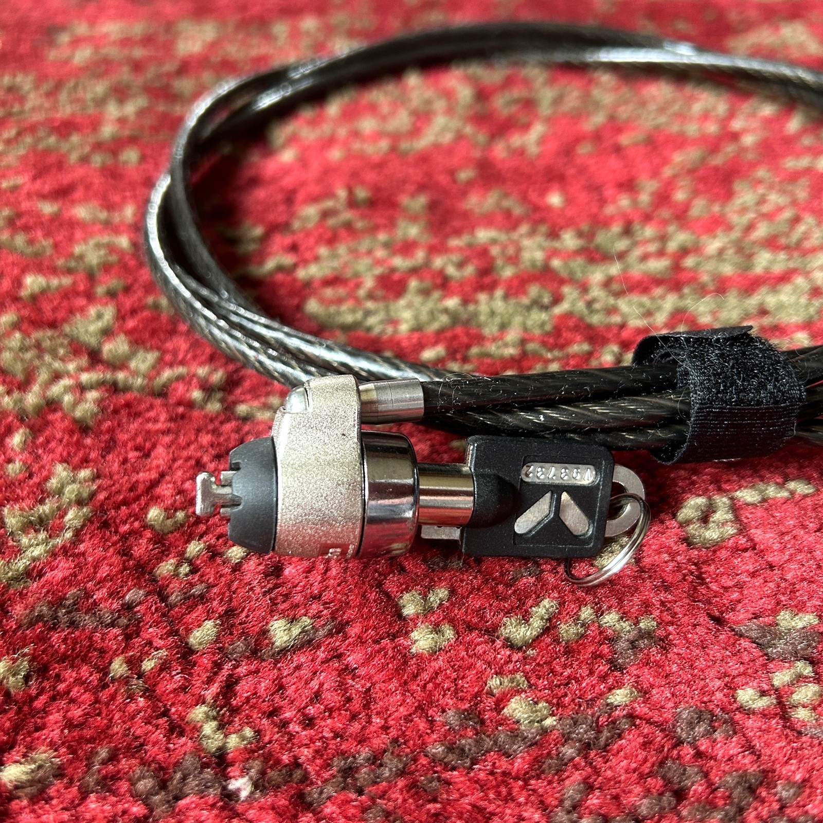 Kensington 6 Ft MicroSaver Alarmed Laptop Computer Peripheral Cable Lock K64196