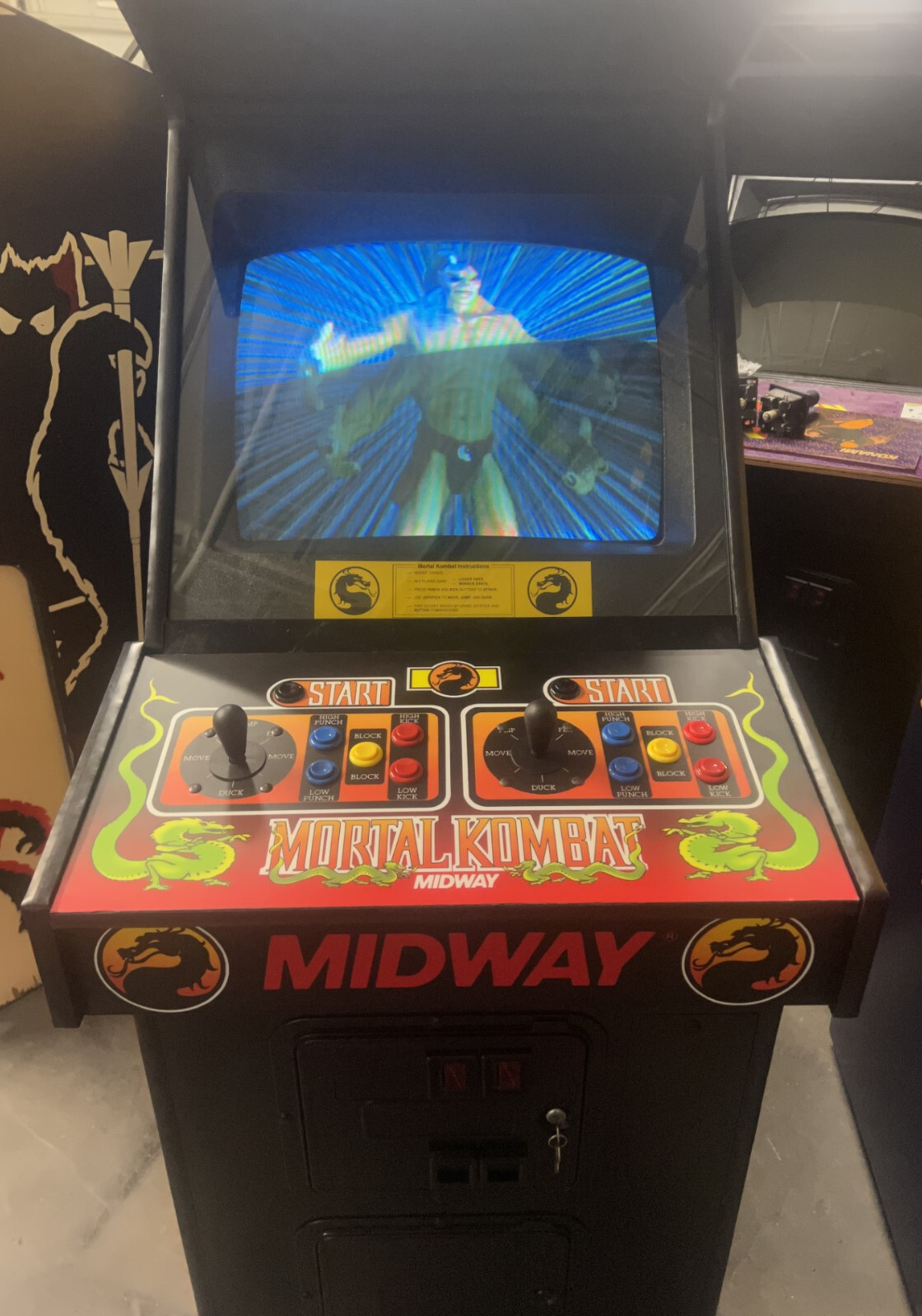 MORTAL KOMBAT ARCADE MACHINE by MIDWAY 1992-Test