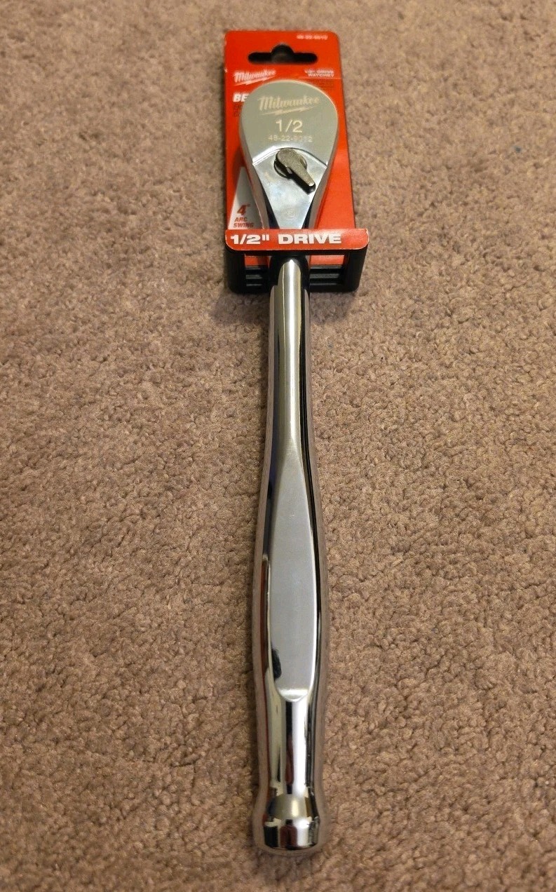 Milwaukee 48-22-9012 1/2 in. Drive Ratchet
