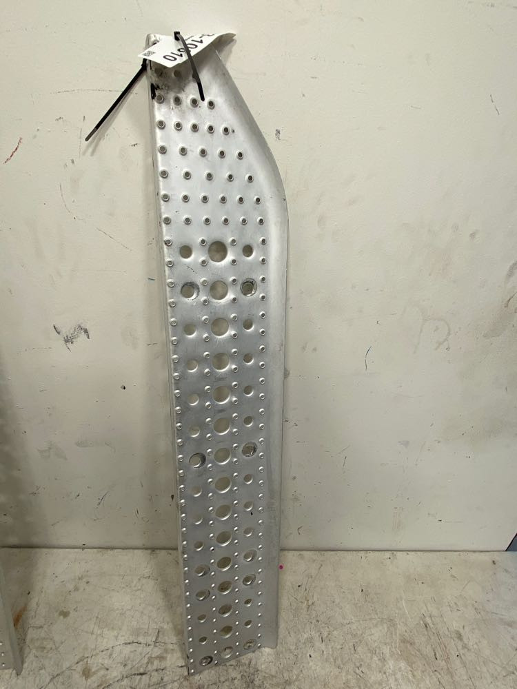 Step NA (723-10610)
