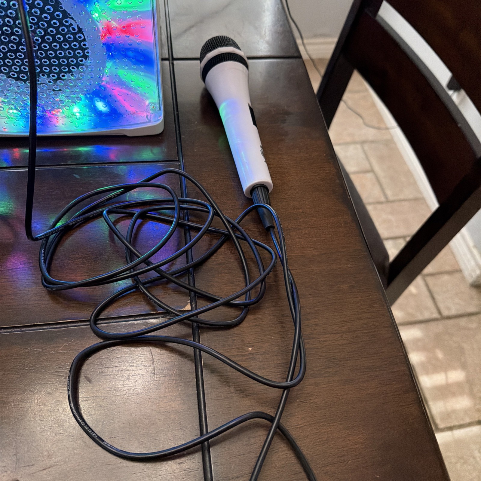 Singing Machine SML625BTWD Bluetooth Karaoke System * Mic 2 not working *