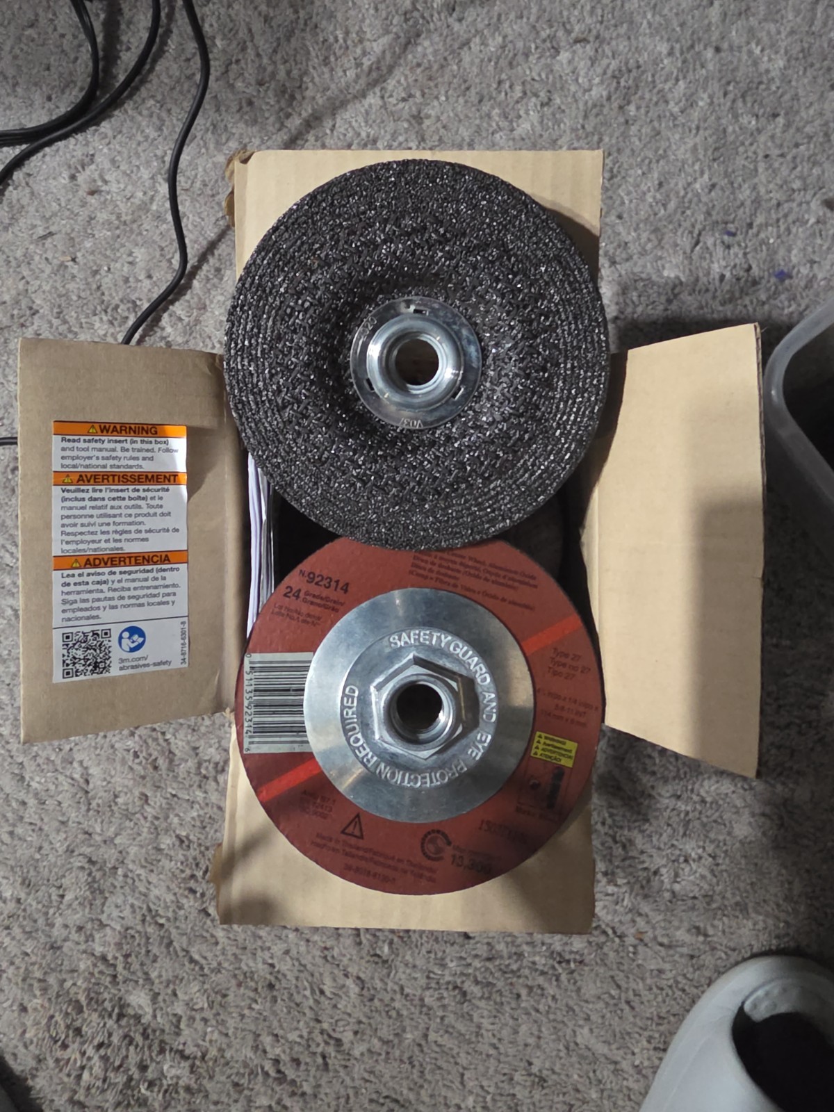 Grinding Wheel By 3M 4-1/2in X 1/4" X 5/8-11  24 Grit BOX OF 10