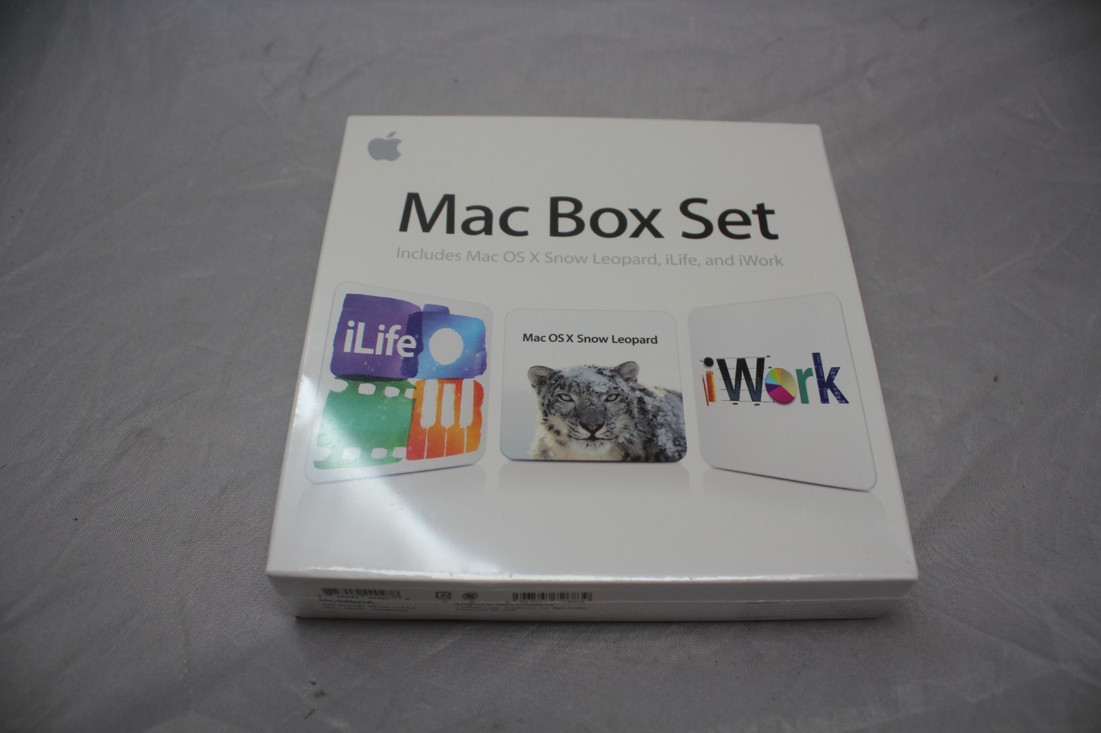 Sealed Apple Mac Box Set Mac OS X Snow Leopard iLife 11 iWork 09 MC680Z/A