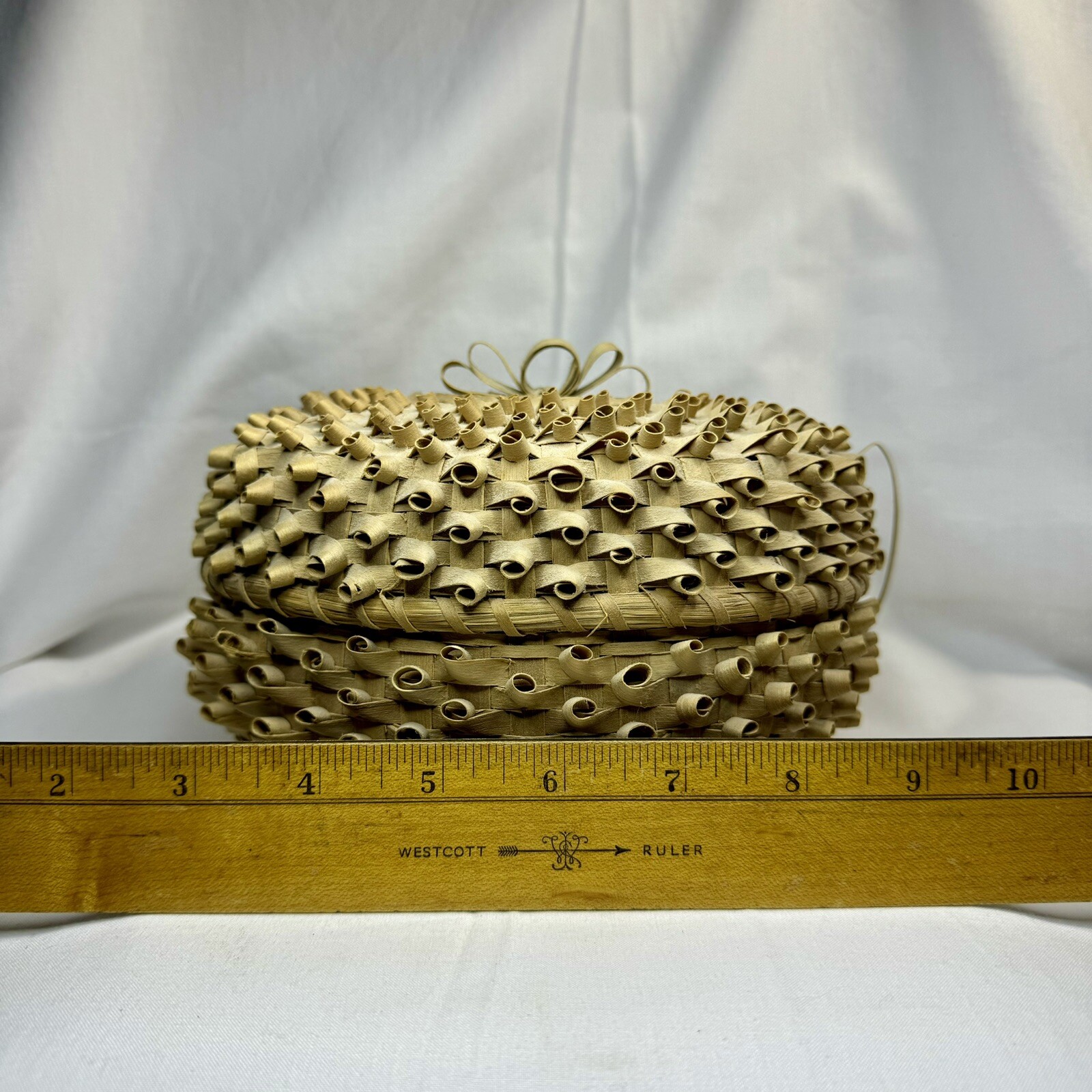 Handmade Vintage Porcupine Coil Curl Basket Native Indian Reed Lidded Weave