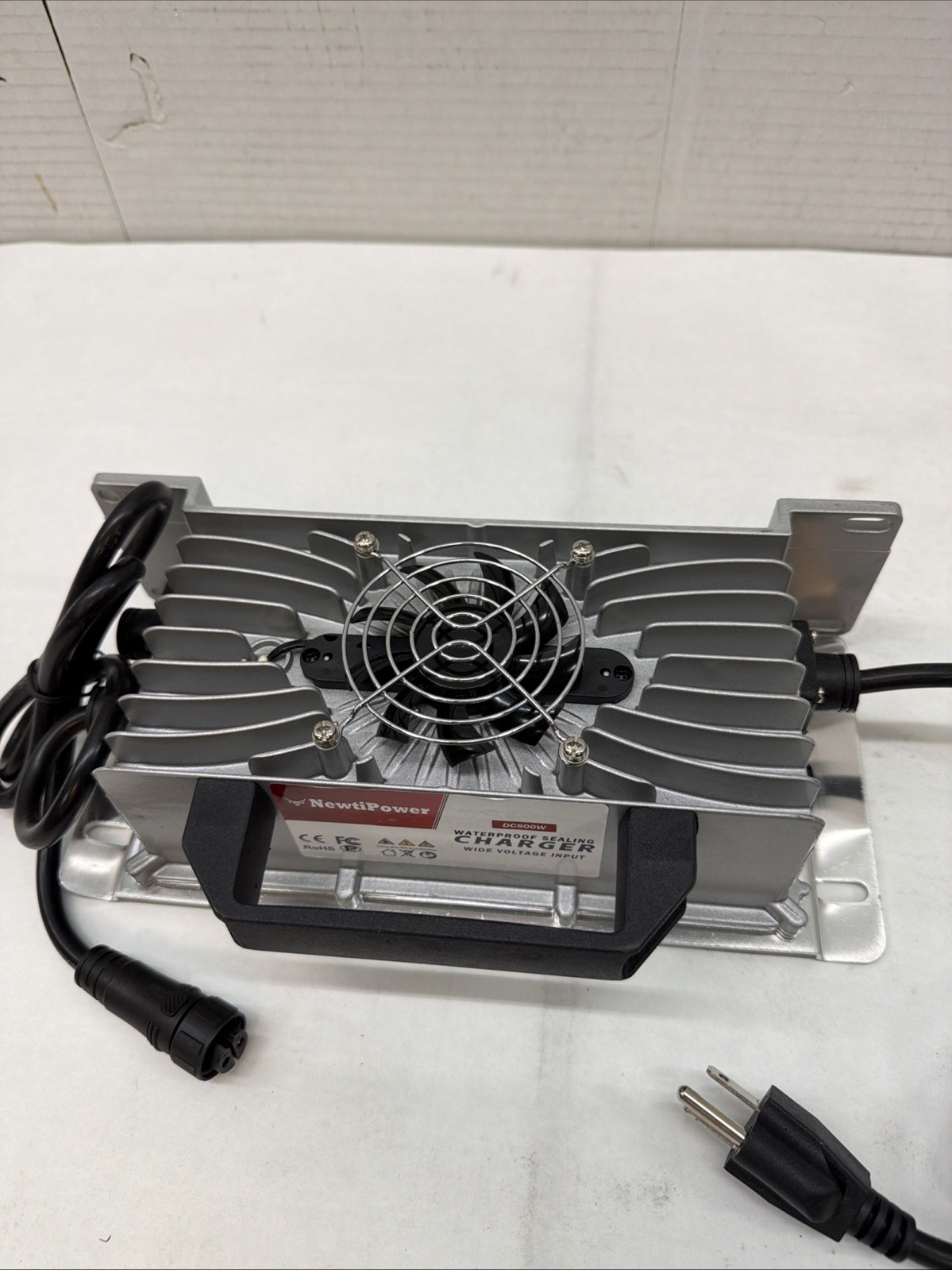 Newtipower Waterproof Sealing Charger DC800W