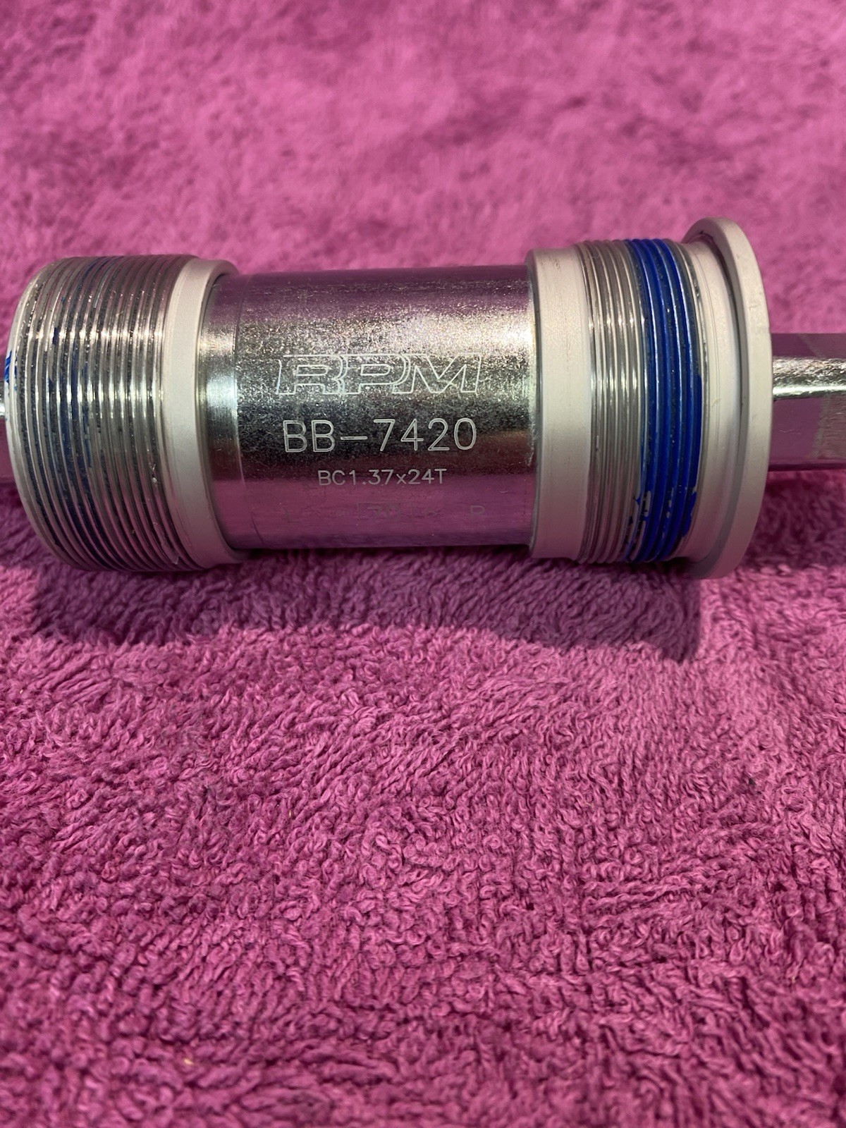FSA RPM BB-7420 SEALED BEARING BOTTOM BRACKET  70 X 118 BC 1.37 X 24T   #90