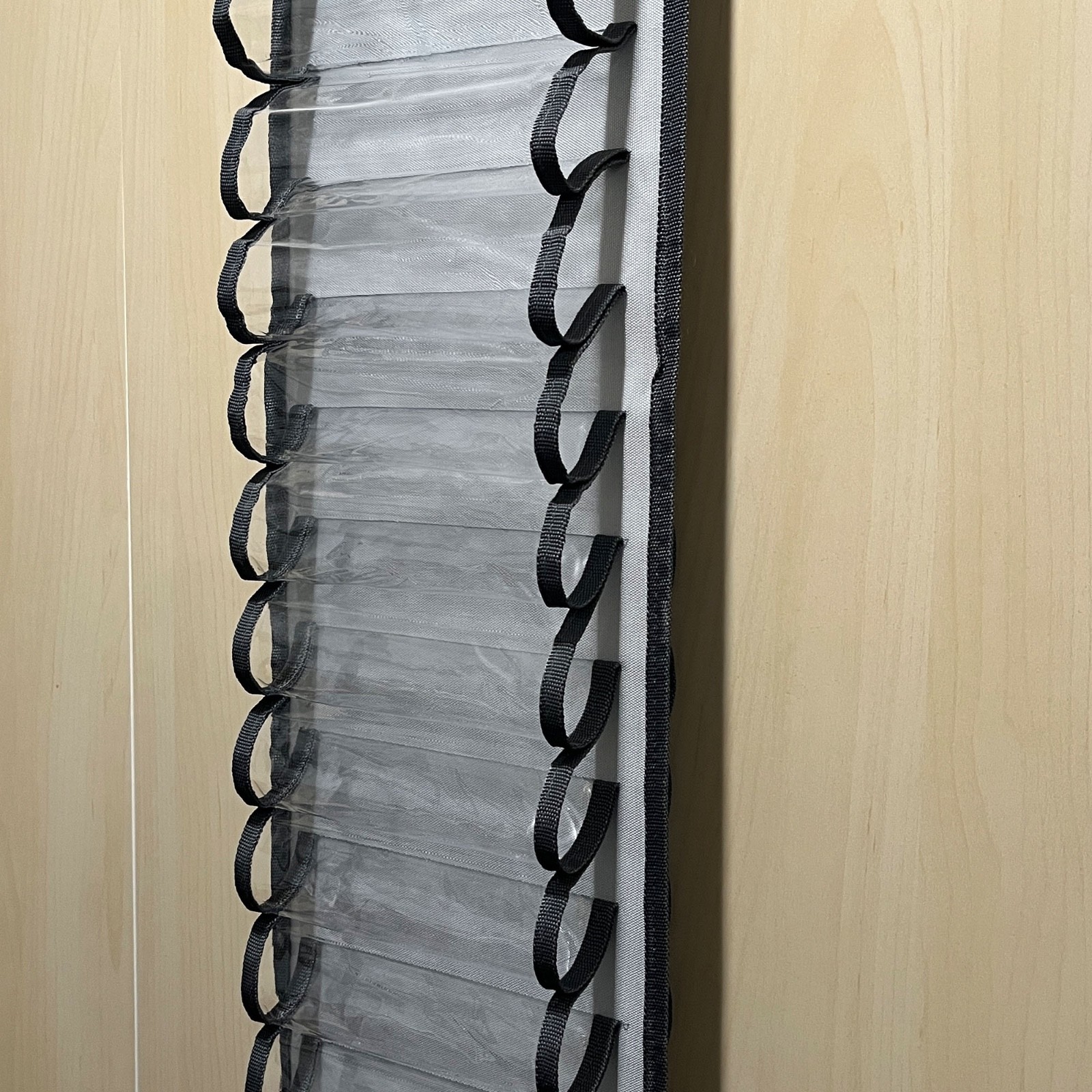 Cricut Vinyl Roll Holder Organizer Wall Mount Holds 50 Rolls Craft Room Storage
