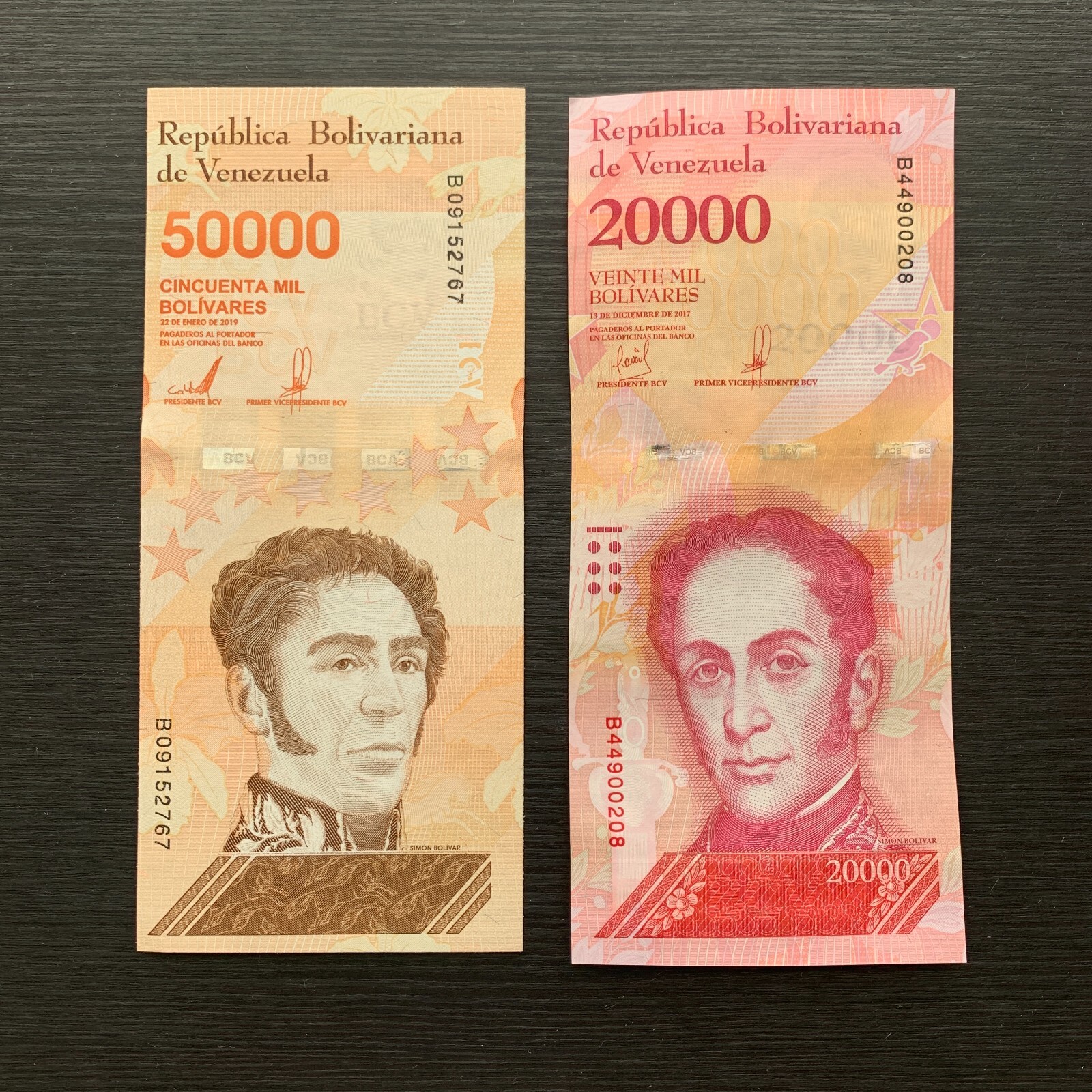 2 PCS Venezuelan Banknotes Lot. Venezuela Paper Money Currency Set. 20000 50000