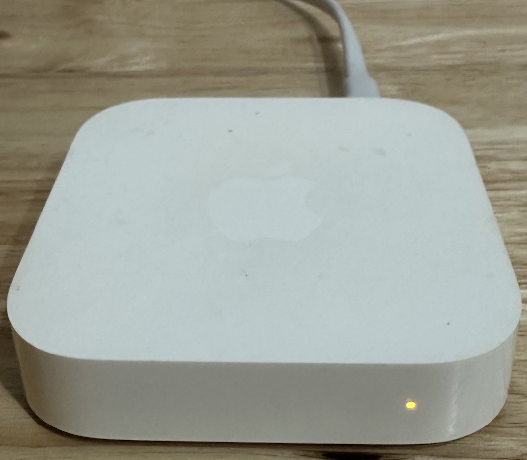 Apple AirPort Express 2nd Generation A1392 Wireless Router With Power Cord