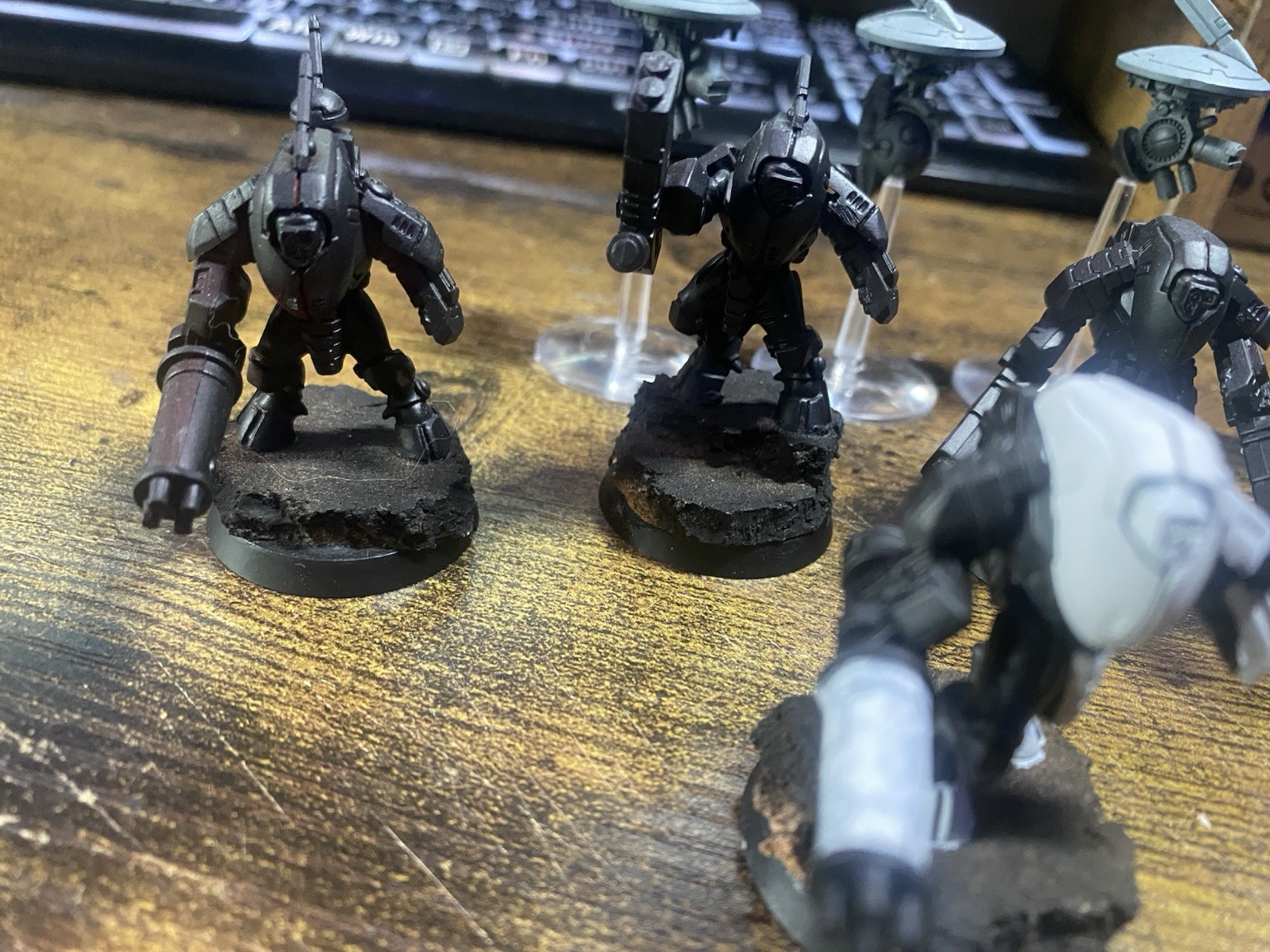 XV26 Stealth Battlesuits Kill Team. Assembled