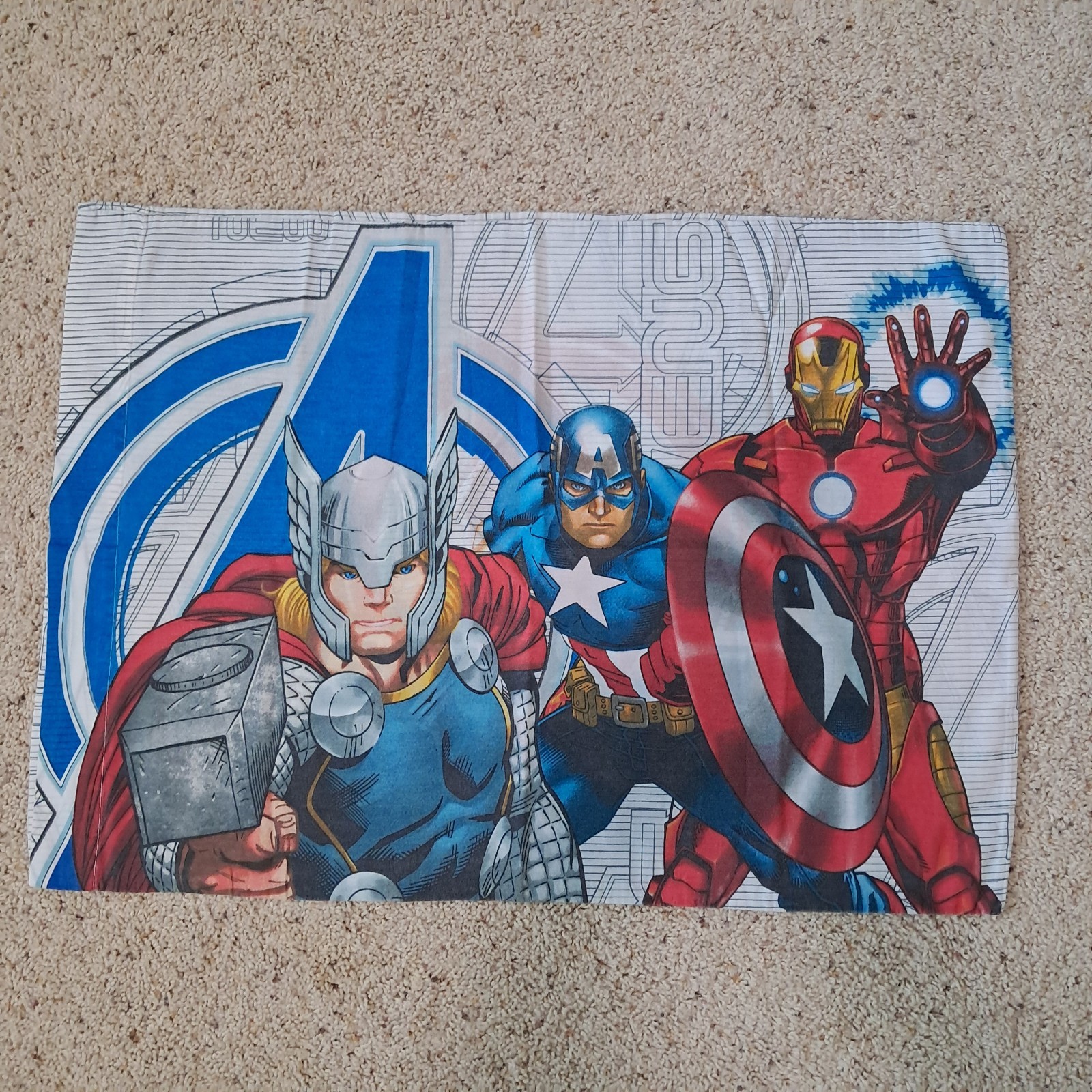 Avengers Earth’s Mightiest Heroes Standard Pillow Case 28x20"  2013