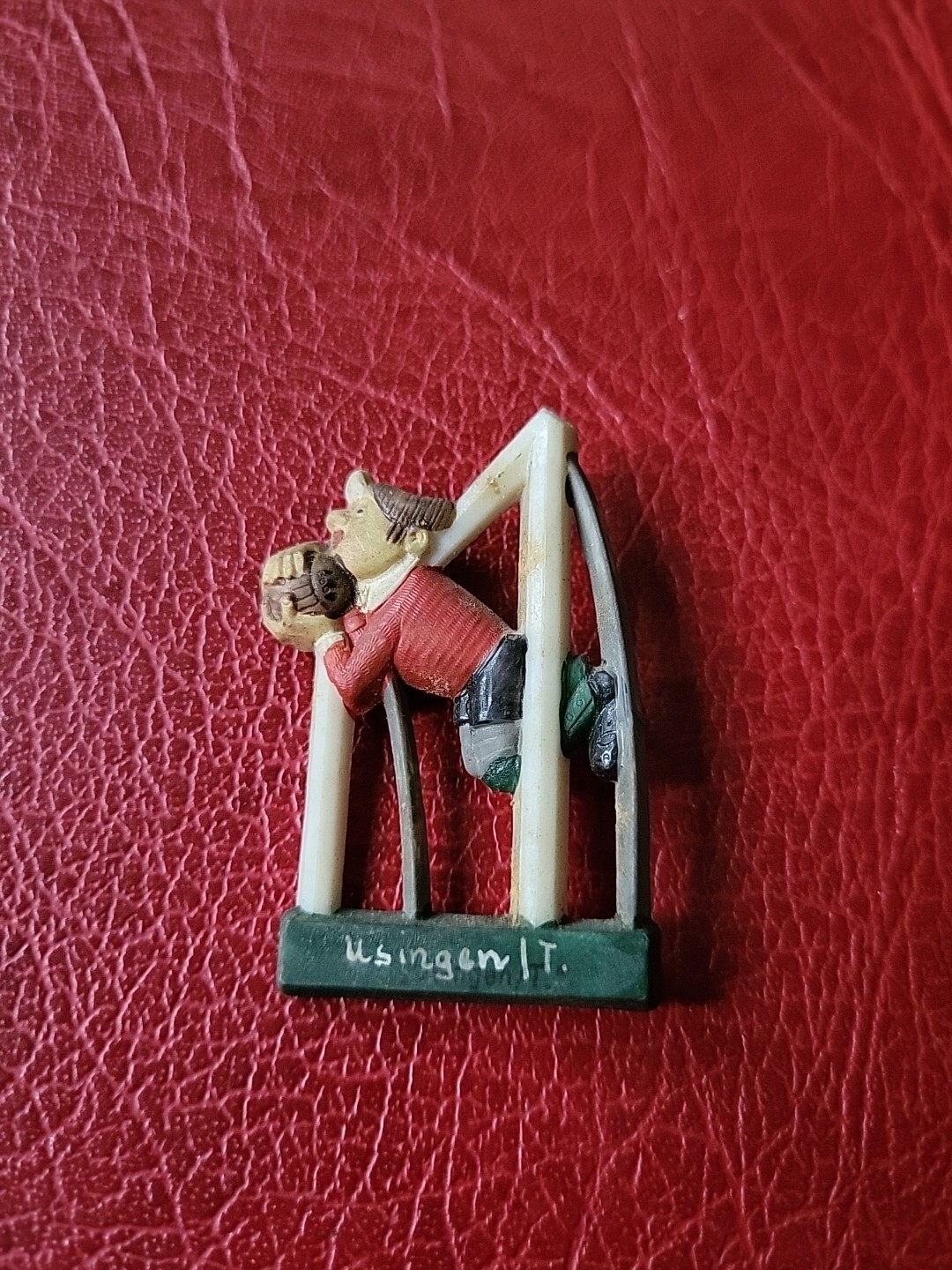 Pin hatpin hiking pin brooch Usingen