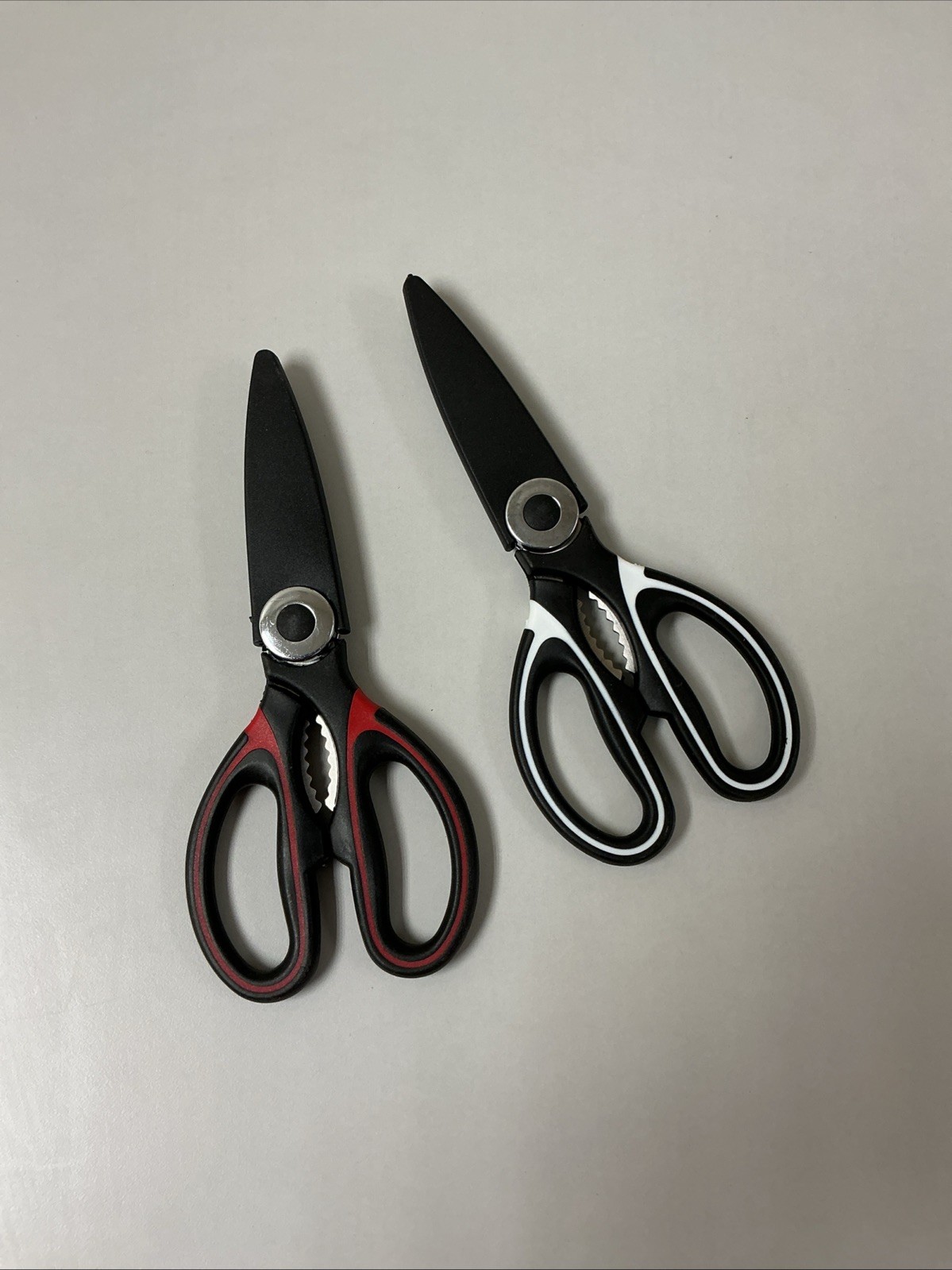 Kyraton Kitchen Shears 2 Pack Red & White G91