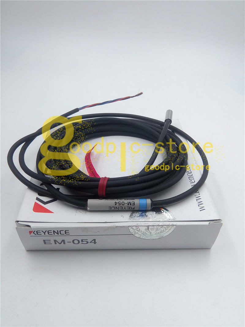 ONE Keyence EM-054 EM054 Proximity sensor