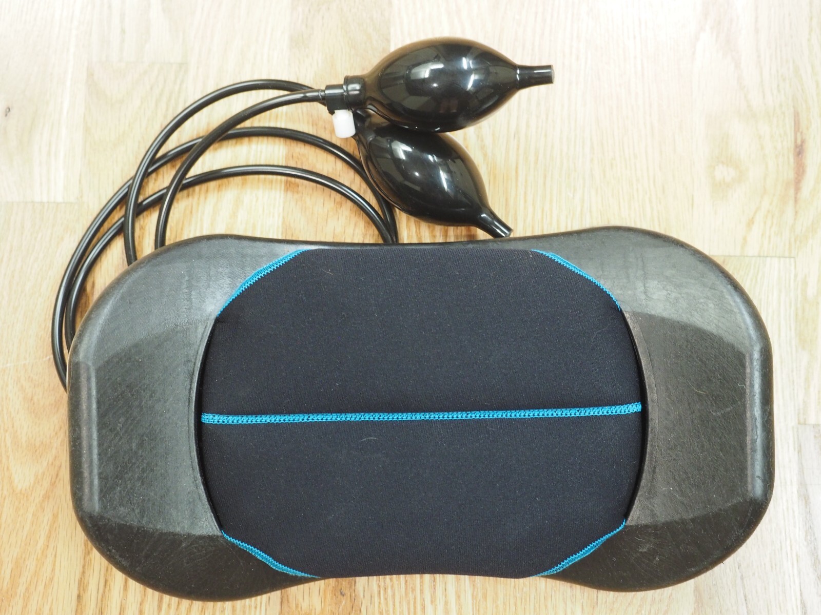 Posture Pump Disc Hydrator Elliptical Back Rocker Back Model 2000 Black