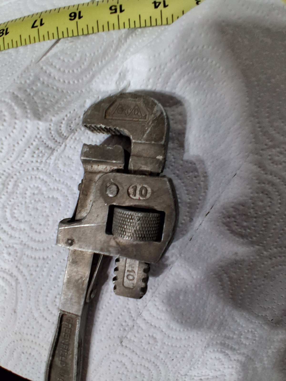Vintage Greenfield 10  Adjustable Pipe Wrench B22