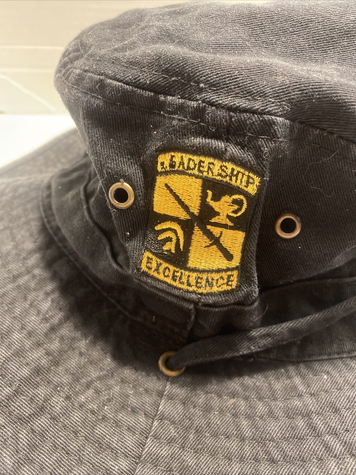 US Army ROTC Leadership Black Wide Brim Bucket Hat w/Strap Size Medium