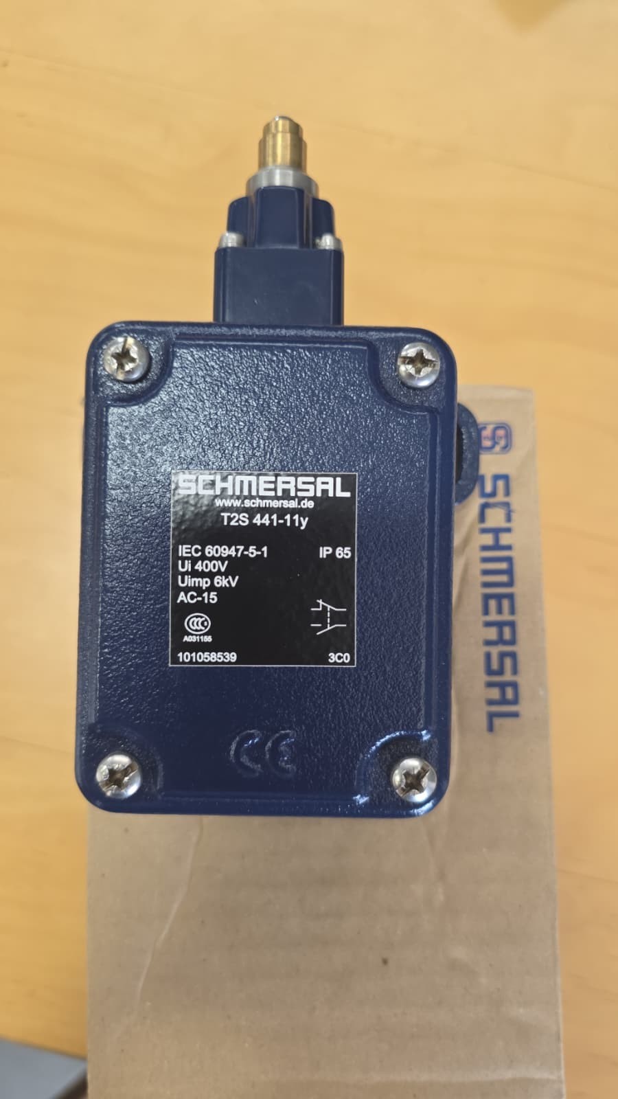 SCHEMERSAL 441- TELESCOPIC PLUNGER 2S- PART NUMBER M2S 441-11Y