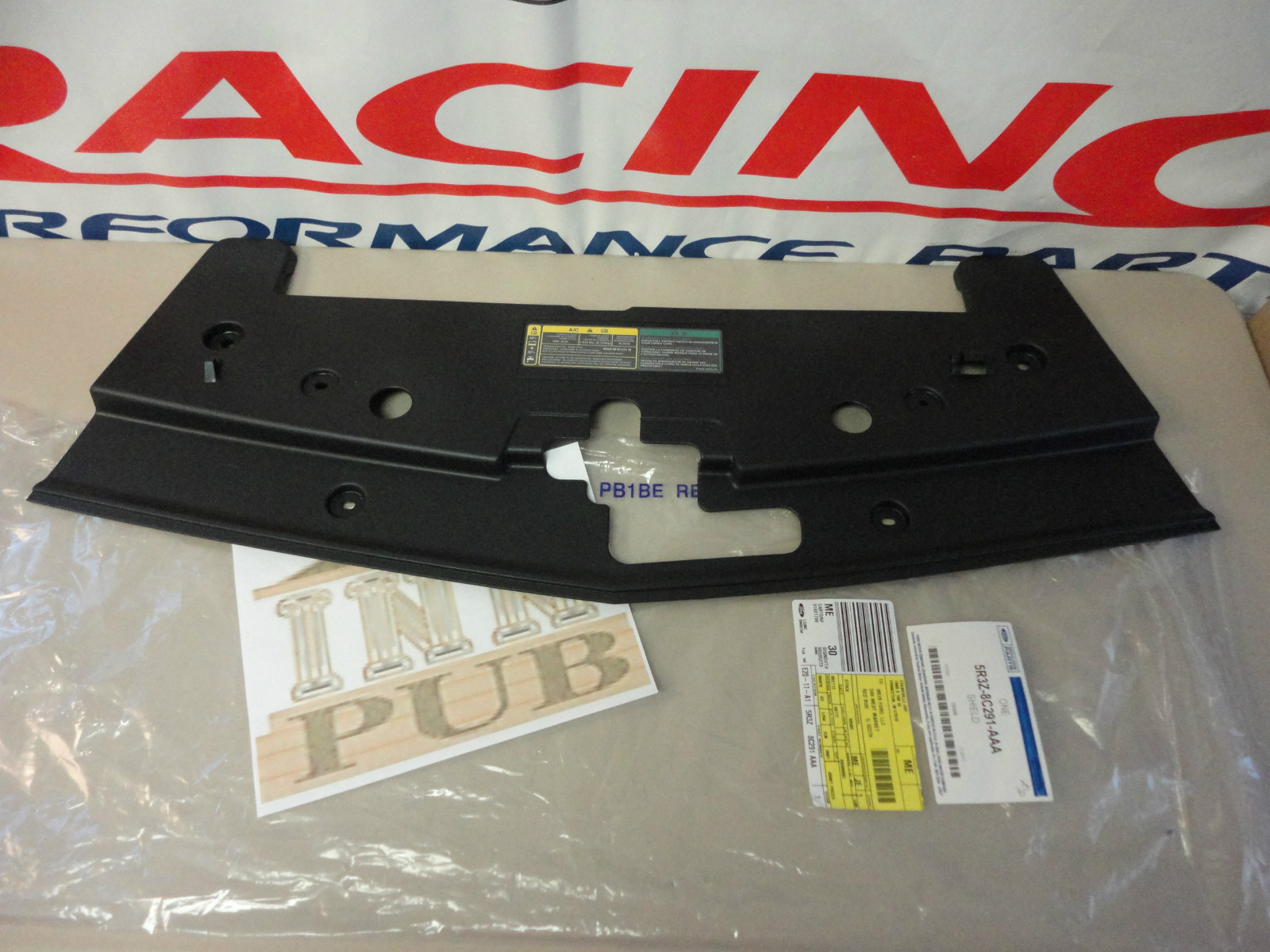 2005 - 2009 Ford Mustang GT V8 & Base V6 Upper Radiator Shield Cover new OEM