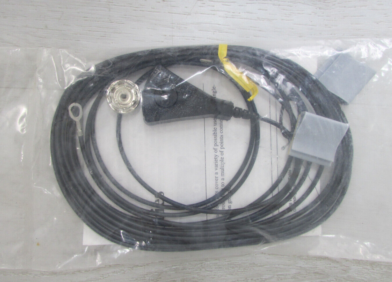 3M 3048 SCS 3048 WristStrap/Table Mat Static Grounding System -Cord,Button,Clips