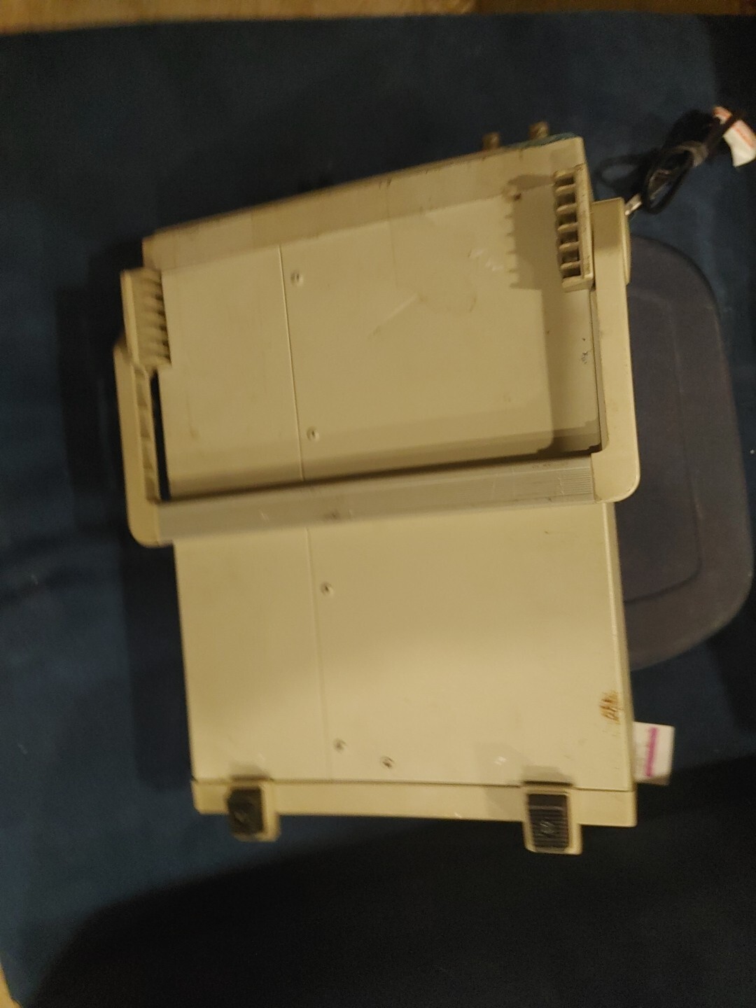 Escort EFC-3305. 3 GHz Microwave Frequency Counter