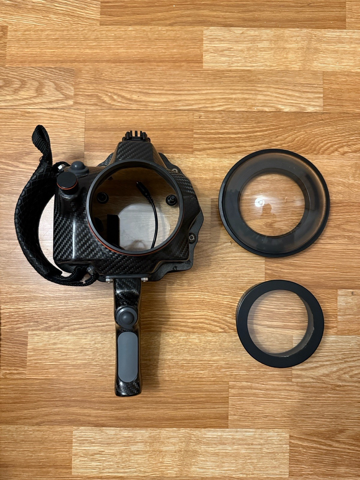 CMT Carbon Fiber Underwater Housing with Ports For Nikon D850