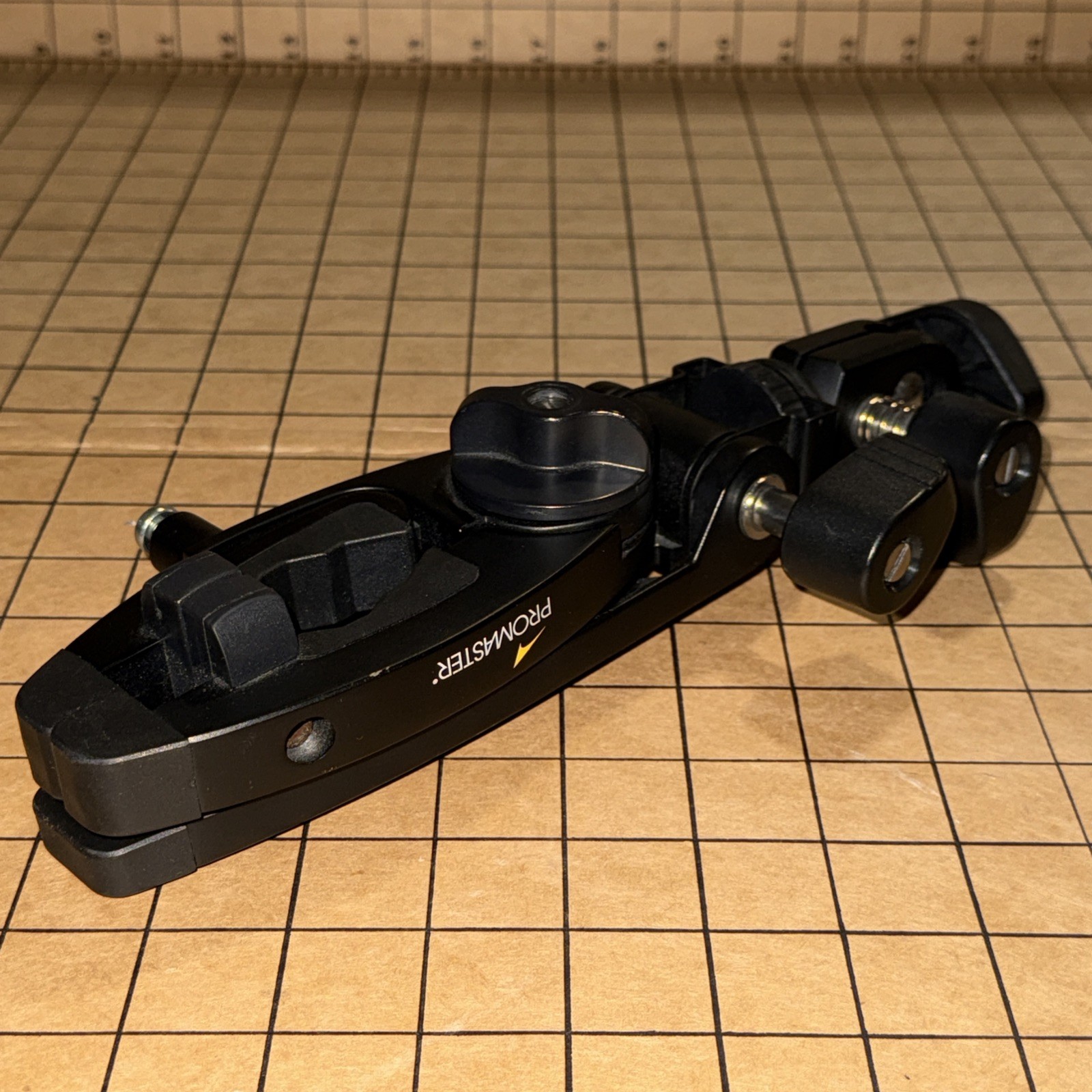 Promaster Pro Clamp The Clamper , nice quality