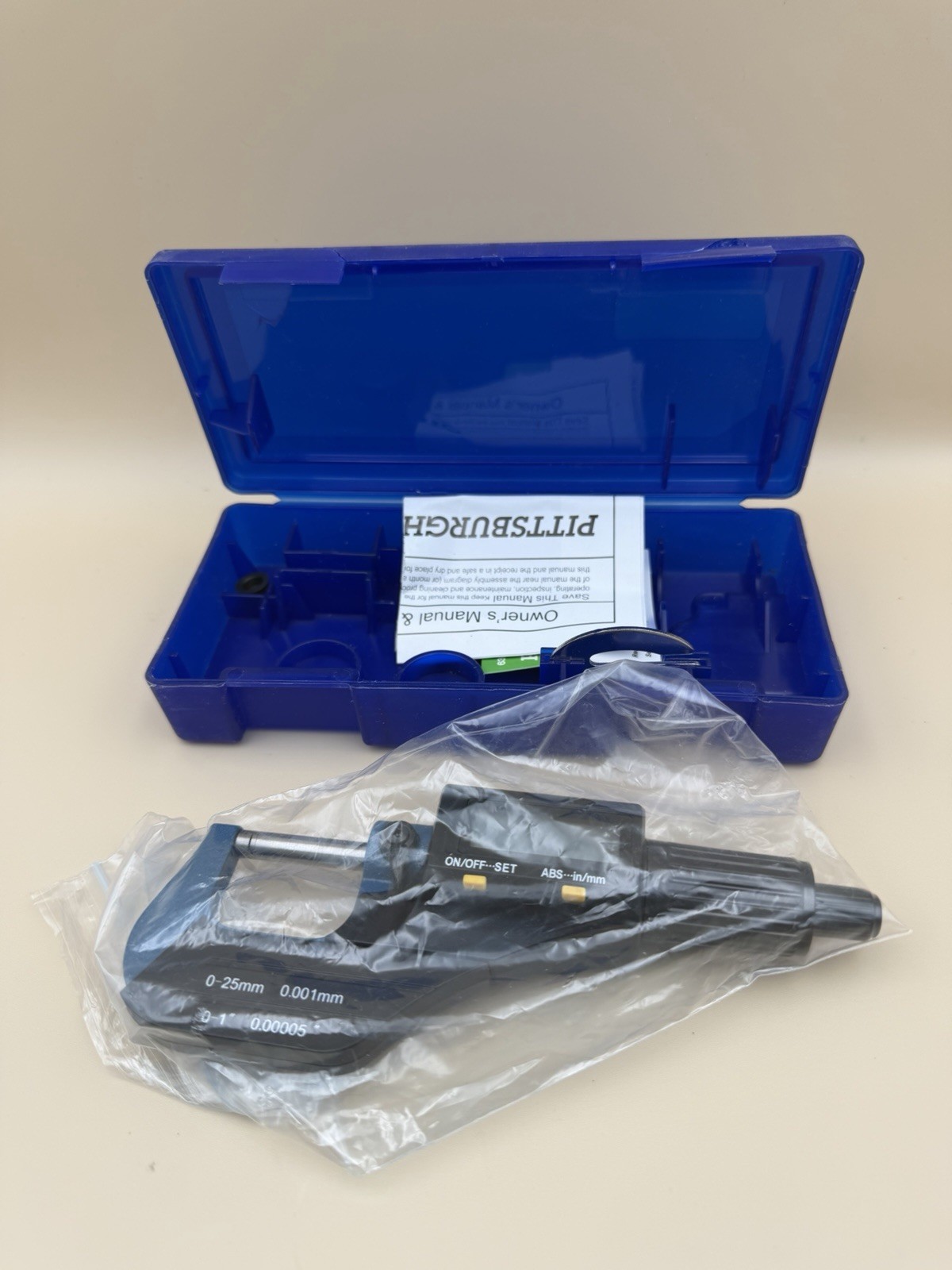Pittsburgh 63647 Digital Micrometer SAE Metric
