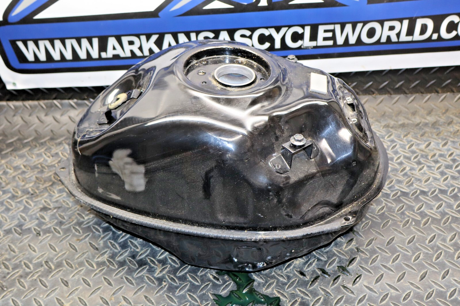 802 GAS TANK FUEL CELL METAL 21 YAMAHA YZF R3 YZFR3 2021 BIKE FREE US SHIP