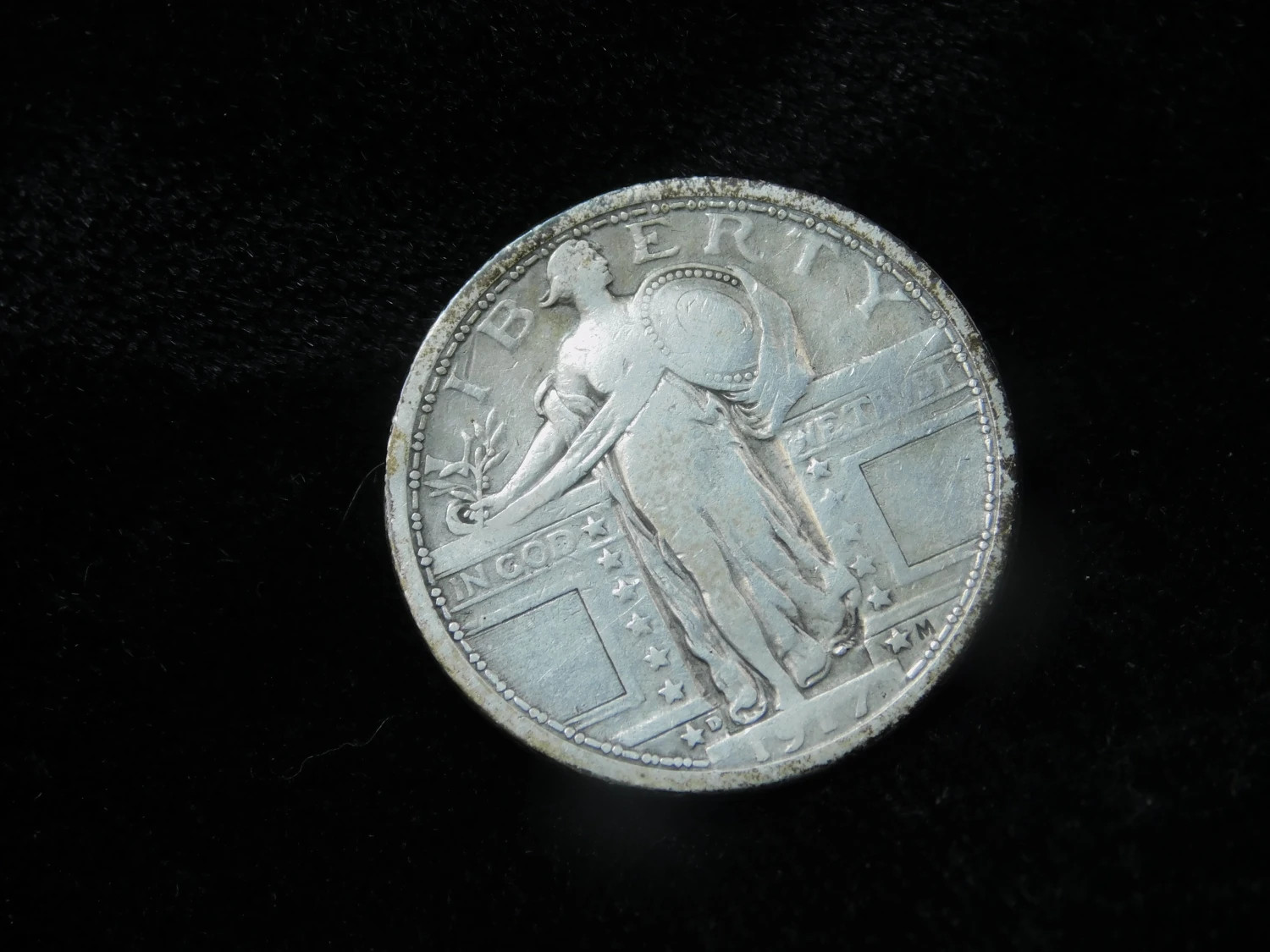 1917-D 25c Standing Liberty Silver Quarter - Type 1