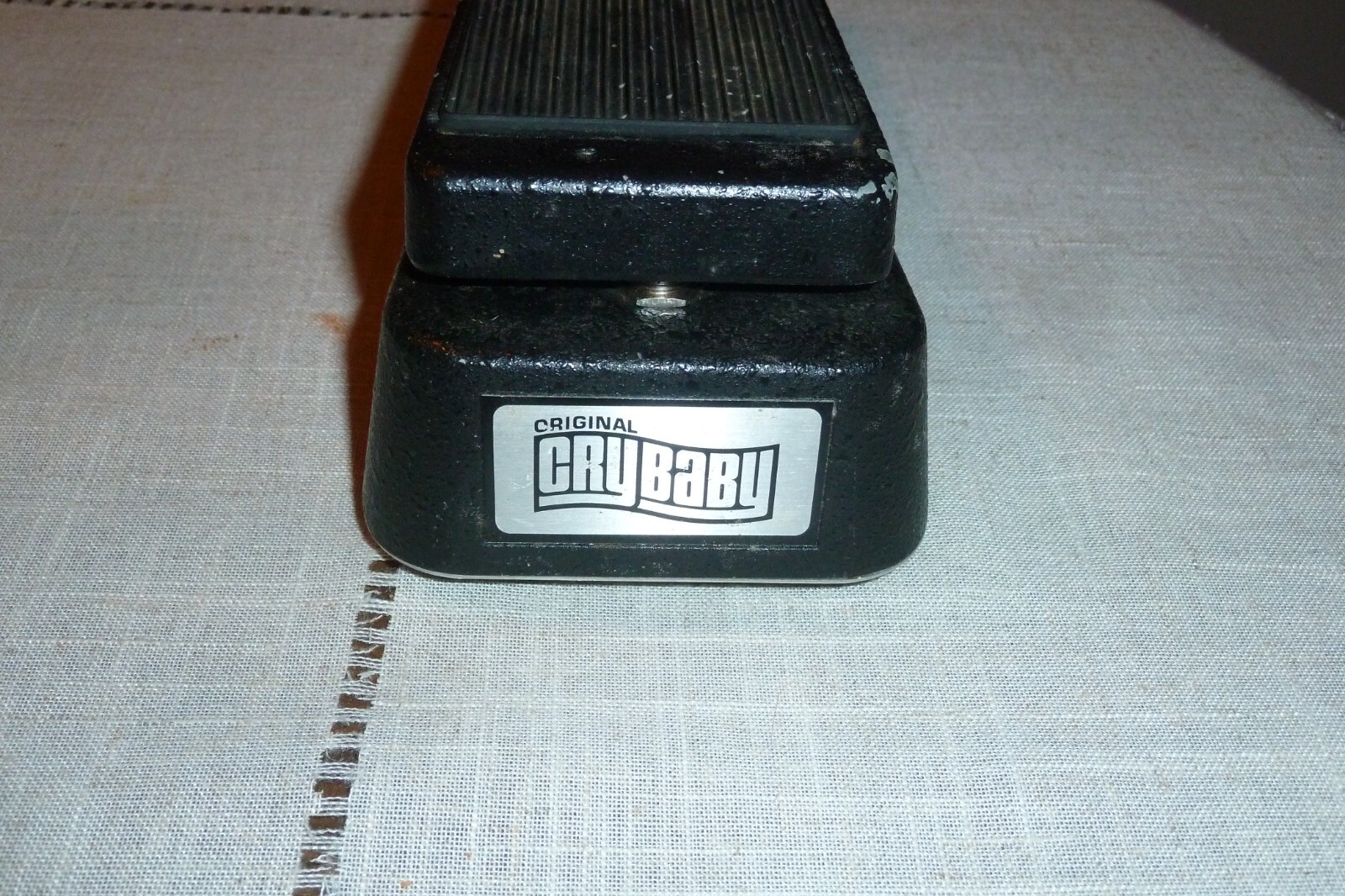 Vintage Cry Baby Wah Wah Guitar Effects Pedal Model CGB-95