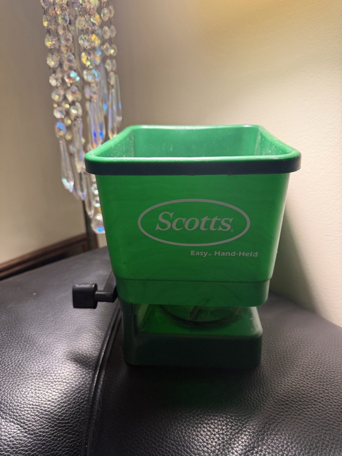 Scotts Easy Hand-Held Spreader for grass seed, fertilizer, and salt