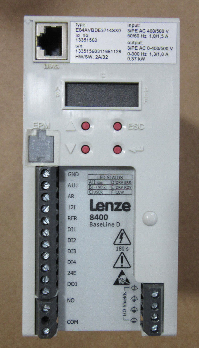 Lenze E84AVBDE3714SX0 Servo Drive 13351560 Very Good Condition!!!