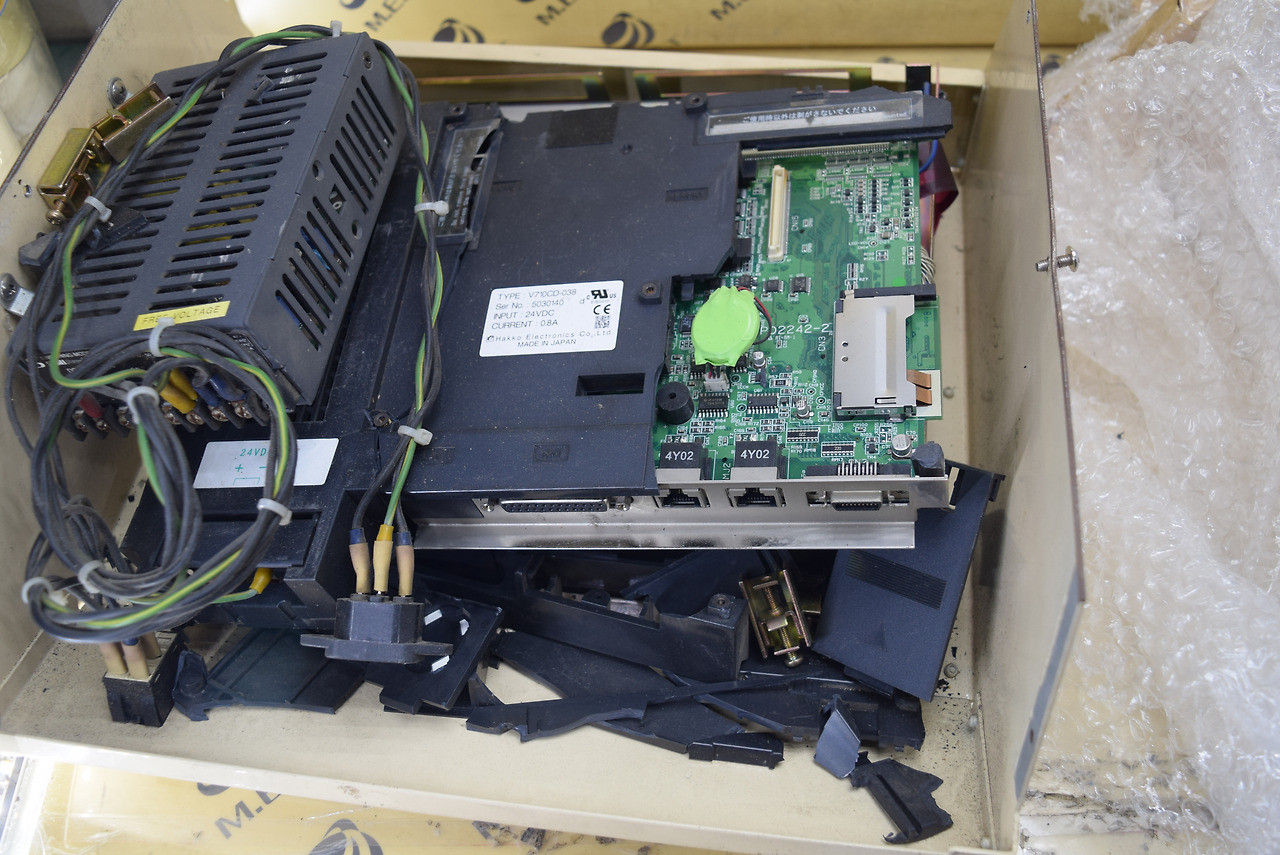 Repair ticket for SGDH-3ZAEB [SERVO DRIVER]